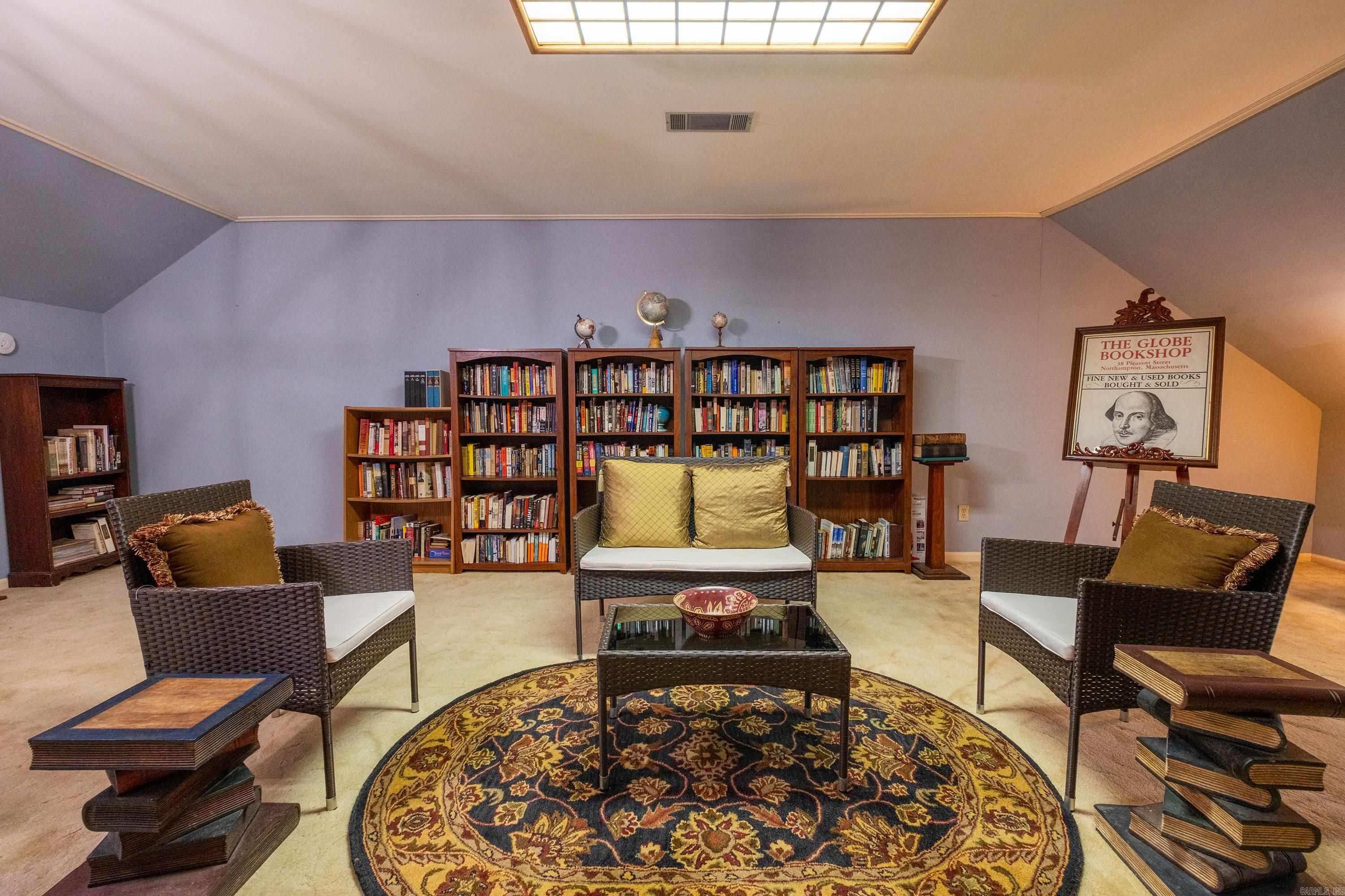 CLAREMORE COURT - Residential