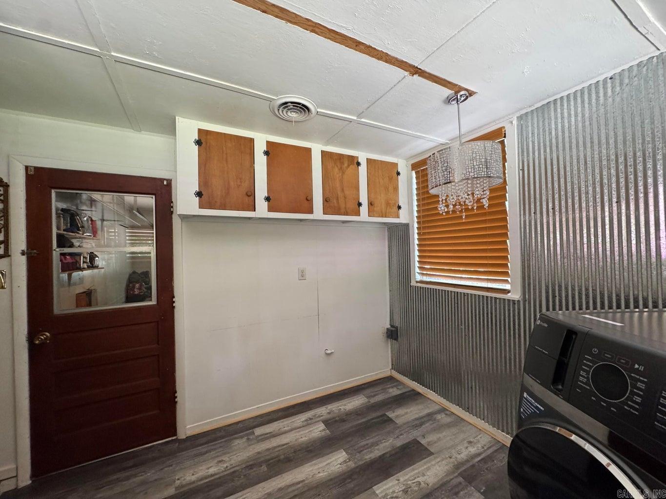 THUNDERBIRD - Residential