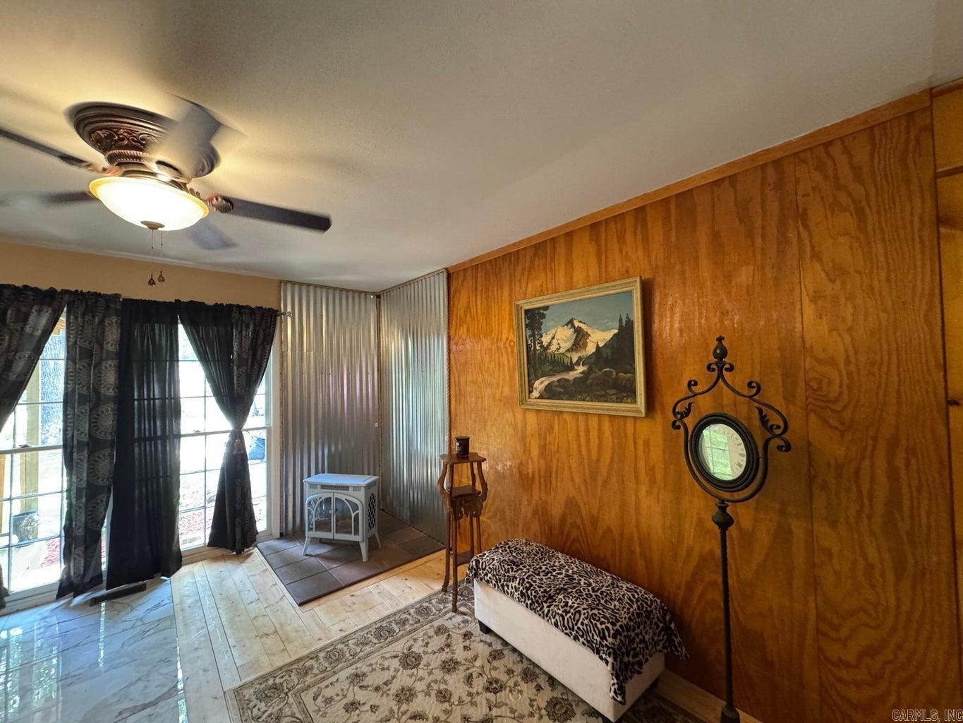 THUNDERBIRD - Residential