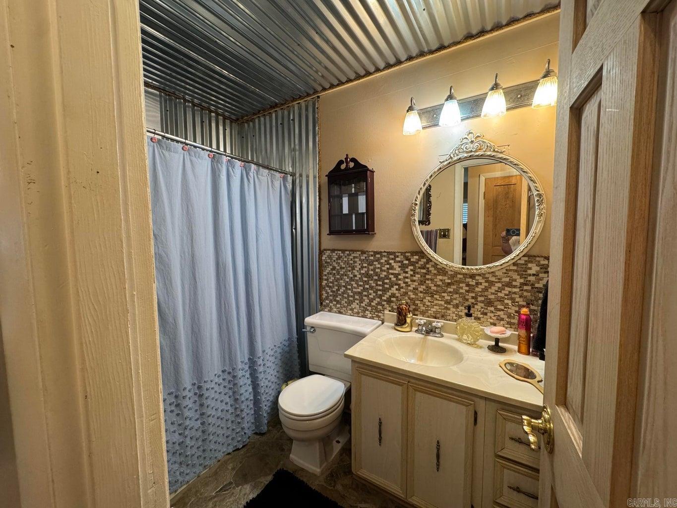 THUNDERBIRD - Residential