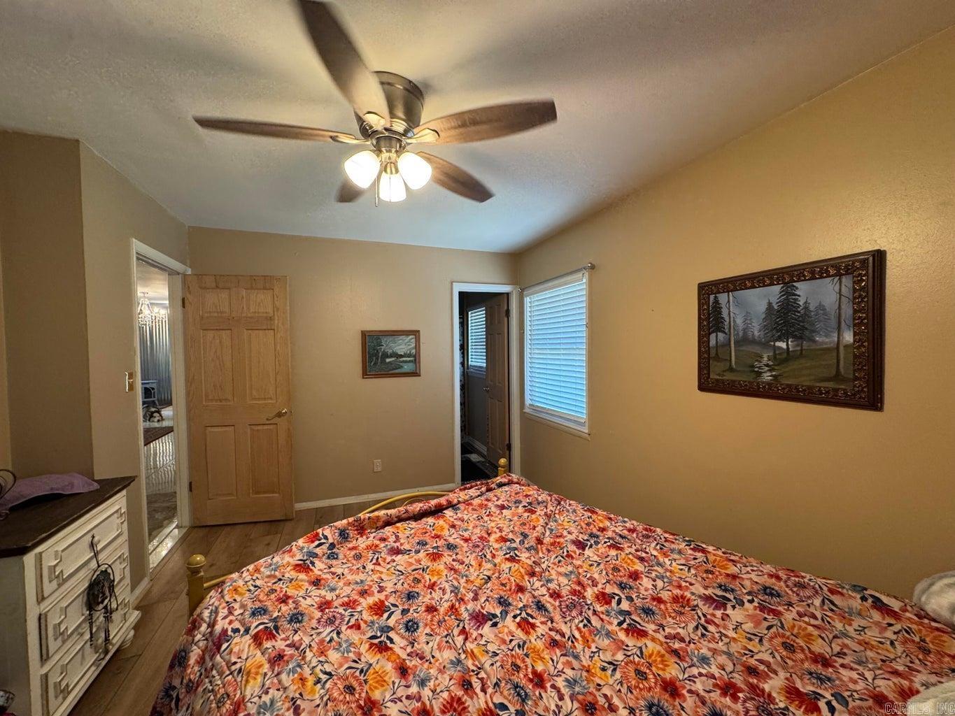THUNDERBIRD - Residential