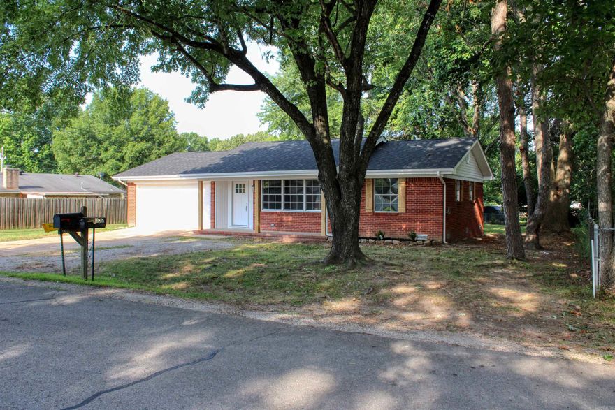 Goodness gracious, this place sure is spacious! This all-brick home is a three-bedroom and three-bathroom home! You’re going to fall in love with this modern remodel. Inside you will find a split bedroom plan, new flooring throughout, fresh paint, all new light fixtures, totally updated bathrooms, a new water heater, a spacious living room, a gorgeous kitchen with new appliances, cabinets, and granite countertops! The kitchen opens up to the family room. Outside you will find an extra-large backyard with plenty of mature shade trees to help you survive the summer heat, a new roof, and a nice concrete patio to sit, relax, and enjoy the fresh Arkansas air!  Close to shopping, medical, employment, and schools and not too far from Lake Norfork and the White River!  This one is sure to make all of your dreams come true!