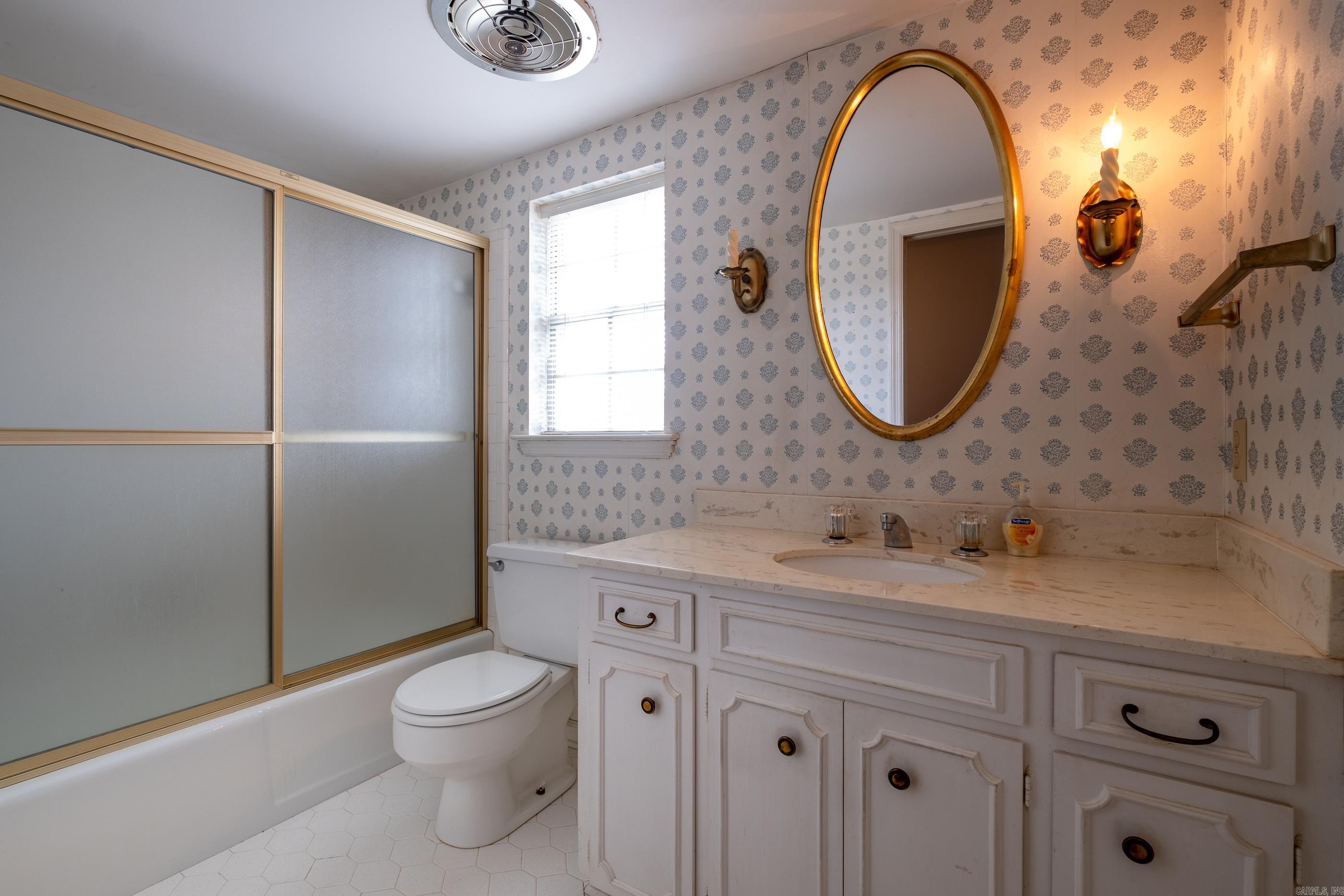 STURBRIDGE - Residential