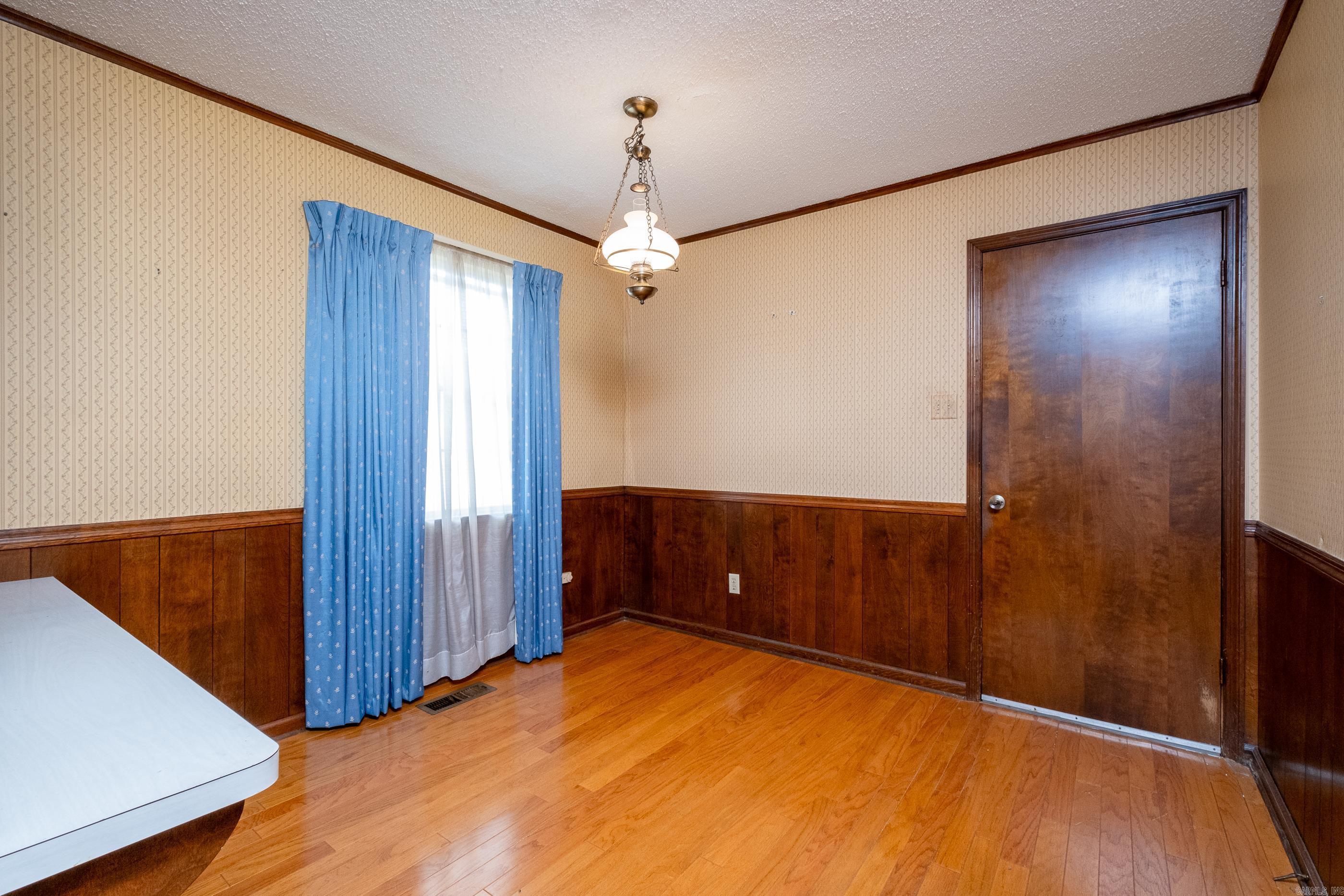 STURBRIDGE - Residential