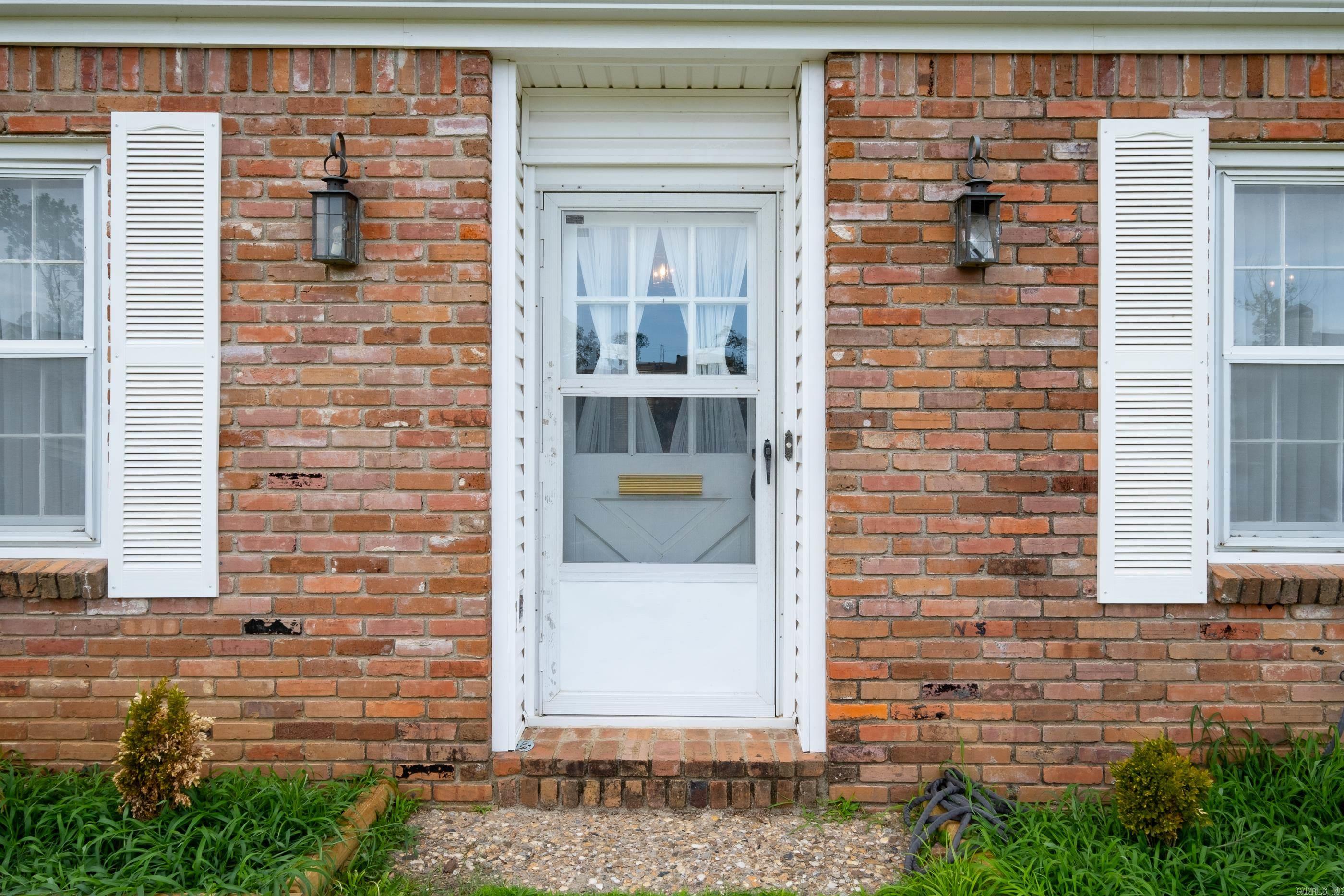 STURBRIDGE - Residential