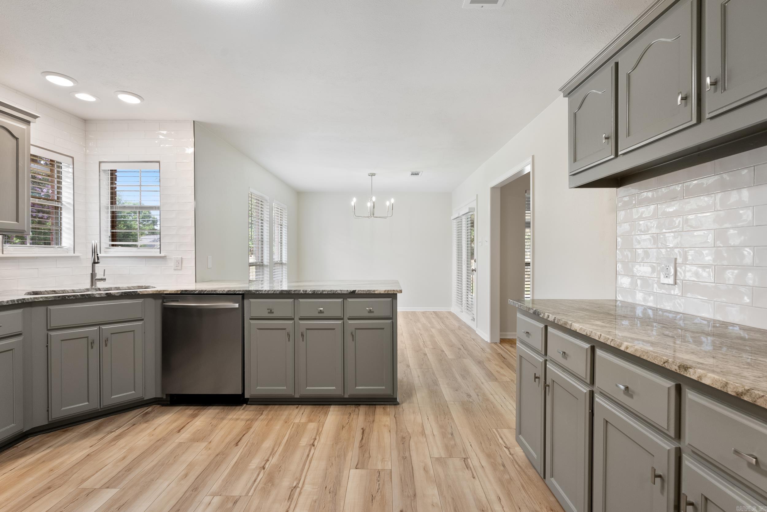 PLEASANT VALLEY - Residential