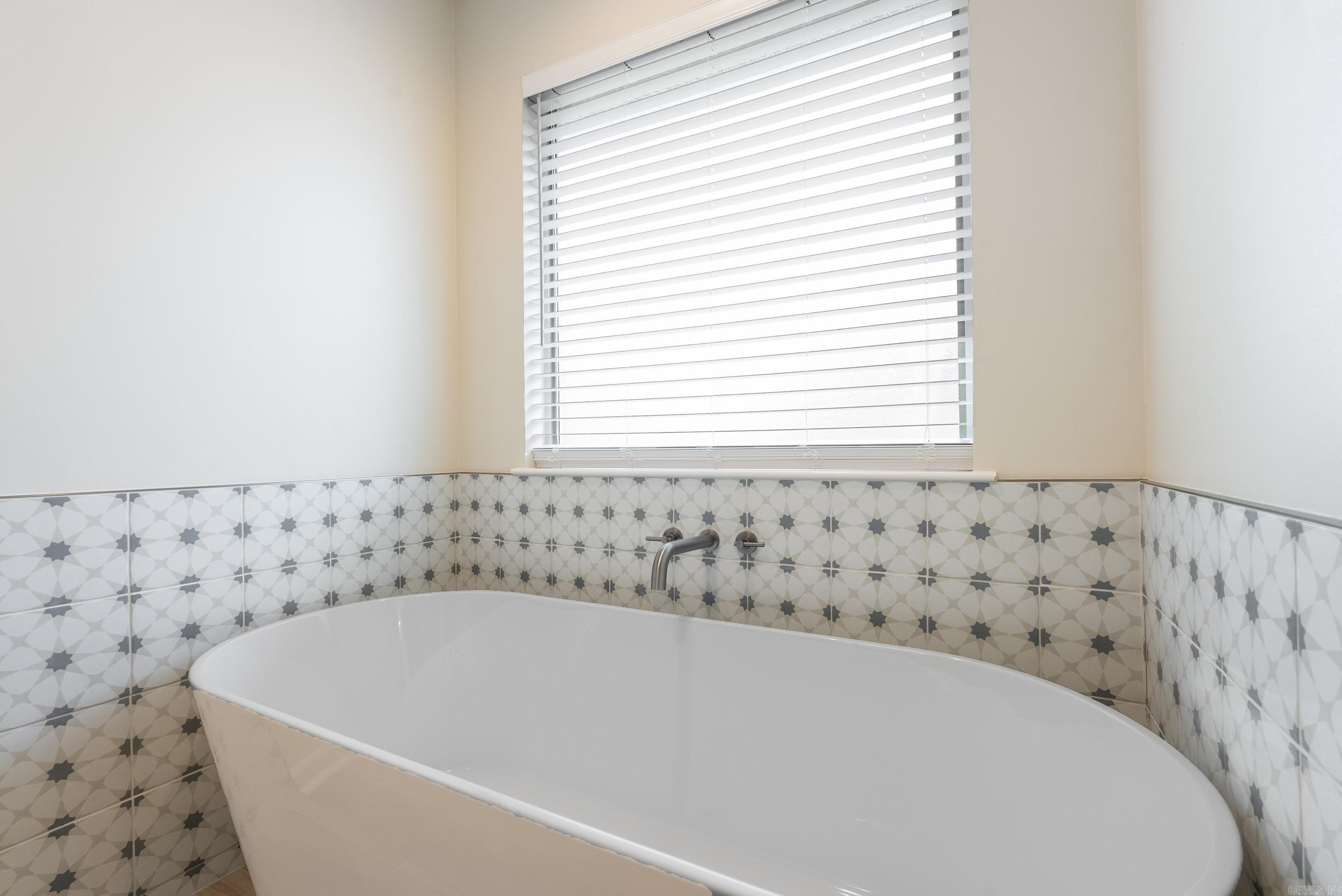 PLEASANT VALLEY - Residential