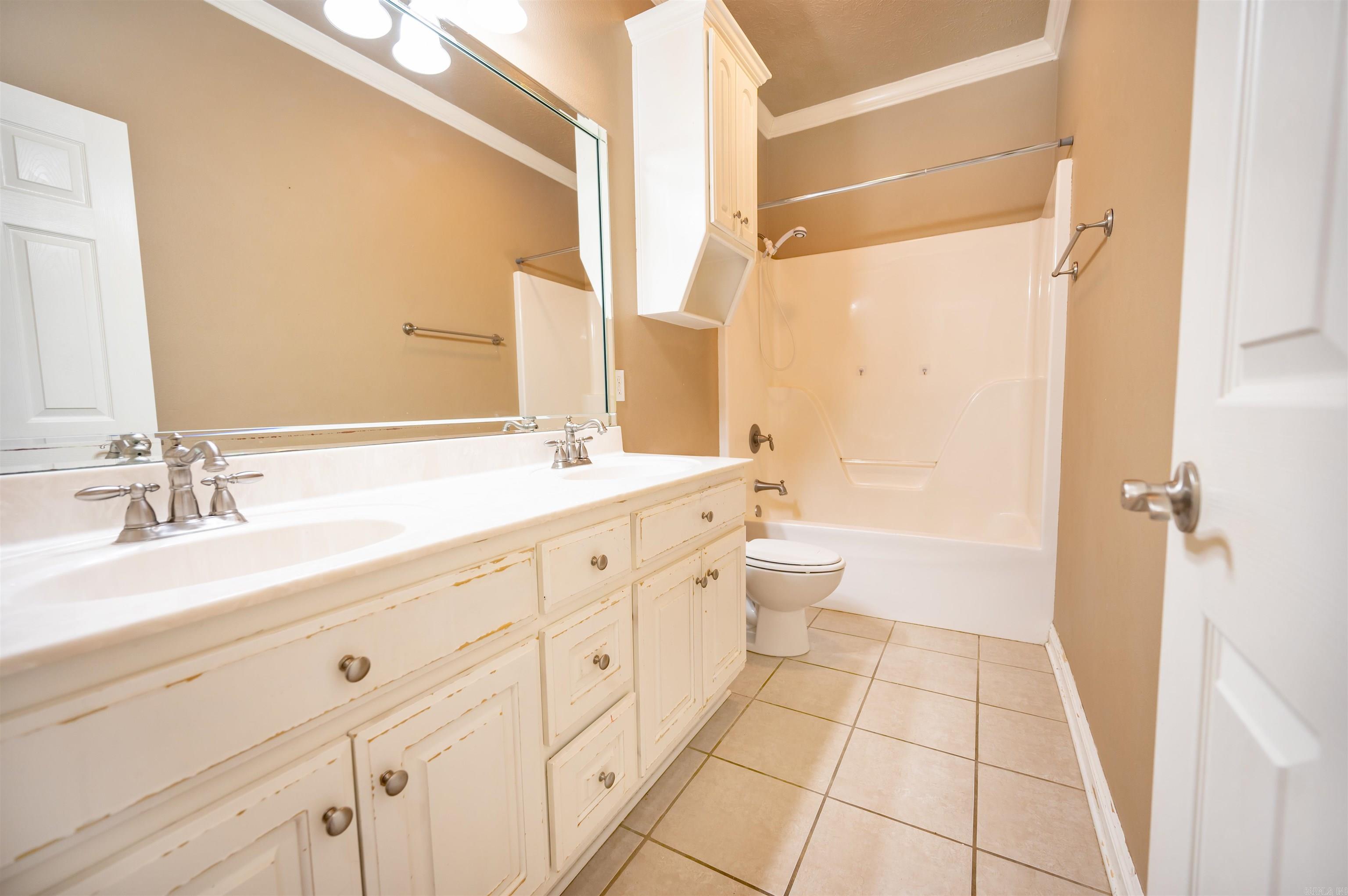 SOUTHERN COMFORT ESTATES - Residential