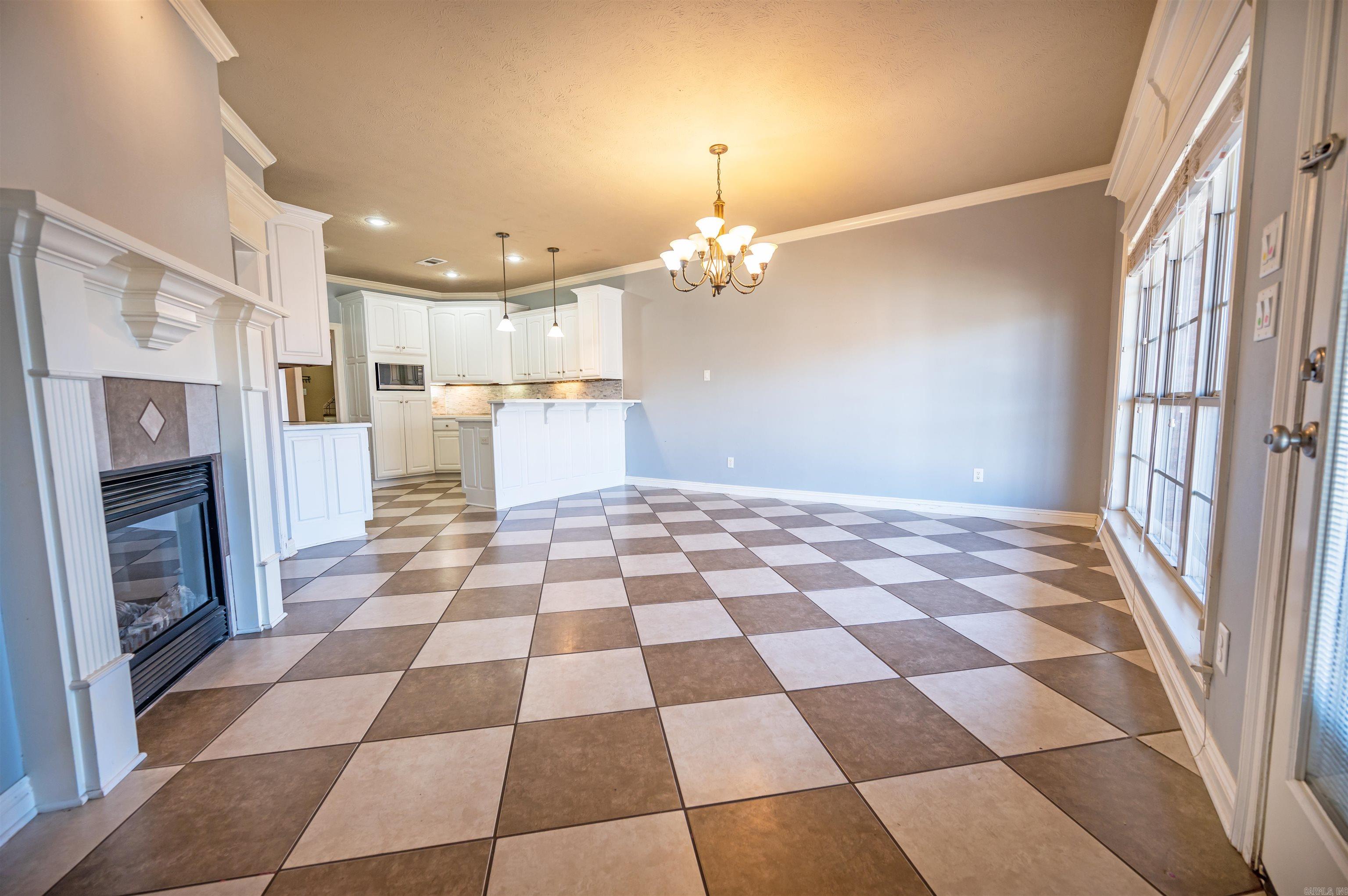 SOUTHERN COMFORT ESTATES - Residential