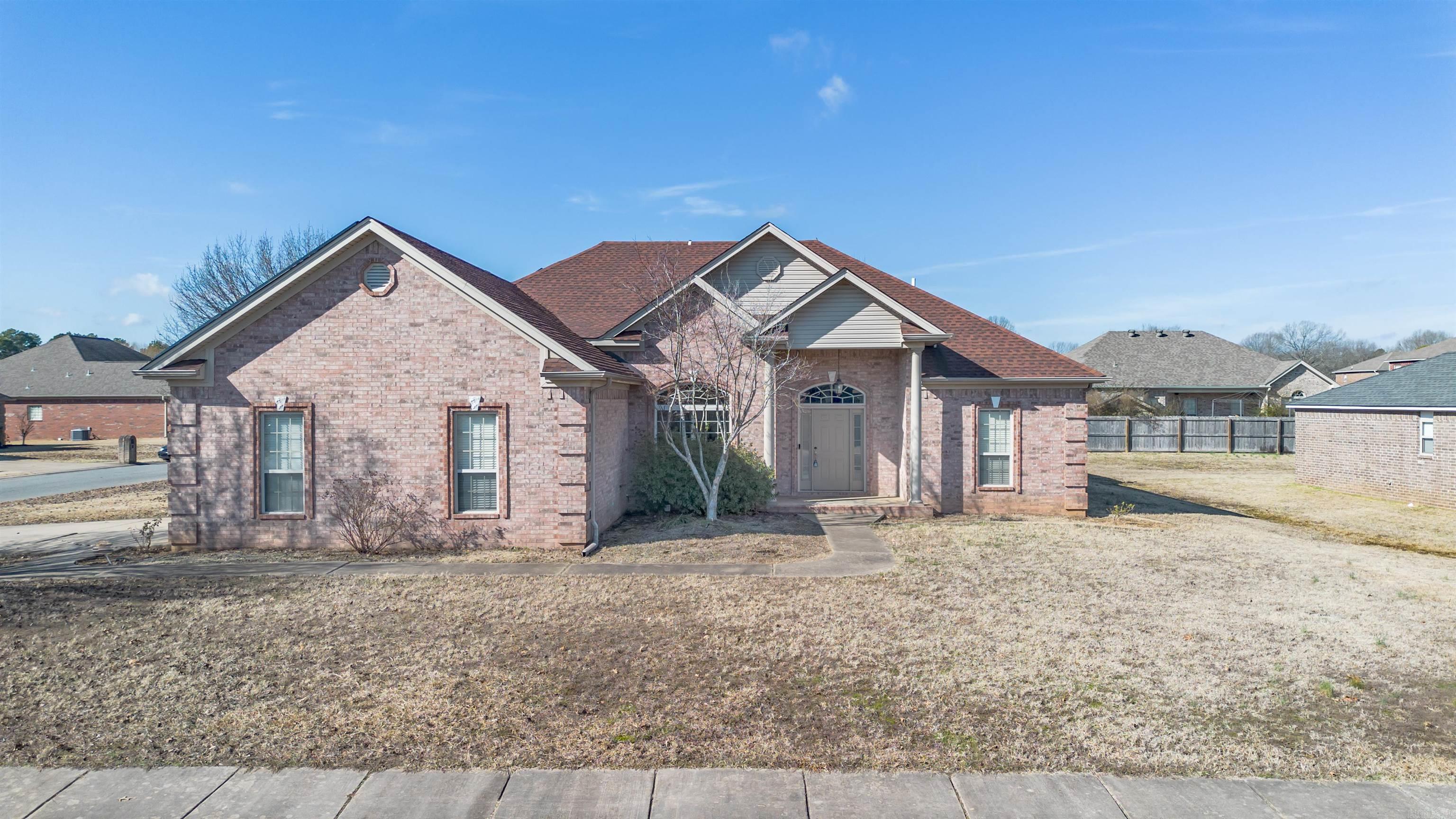 SOUTHERN COMFORT ESTATES - Residential