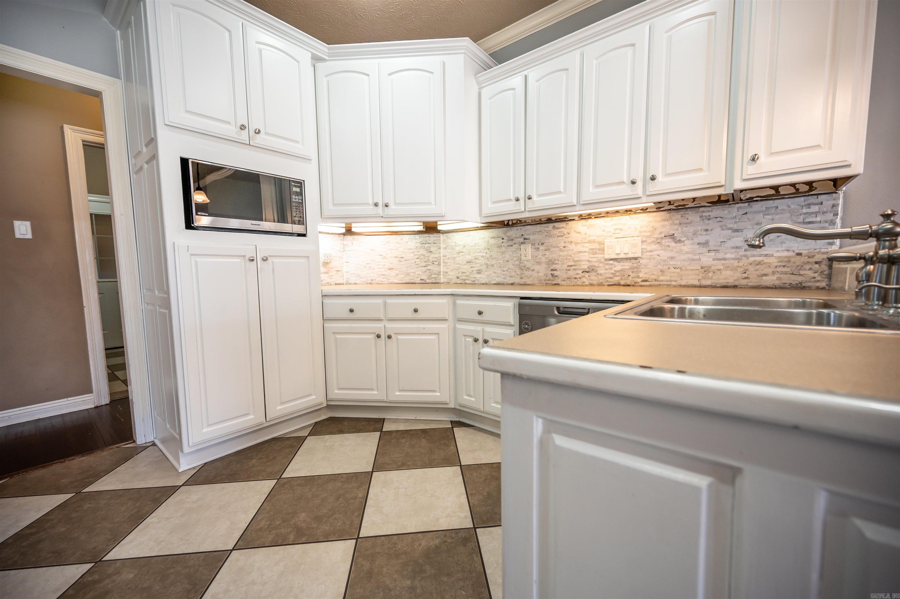 SOUTHERN COMFORT ESTATES - Residential