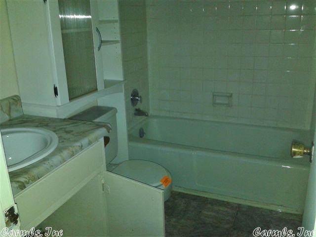 Hiawatha First - Residential Lease