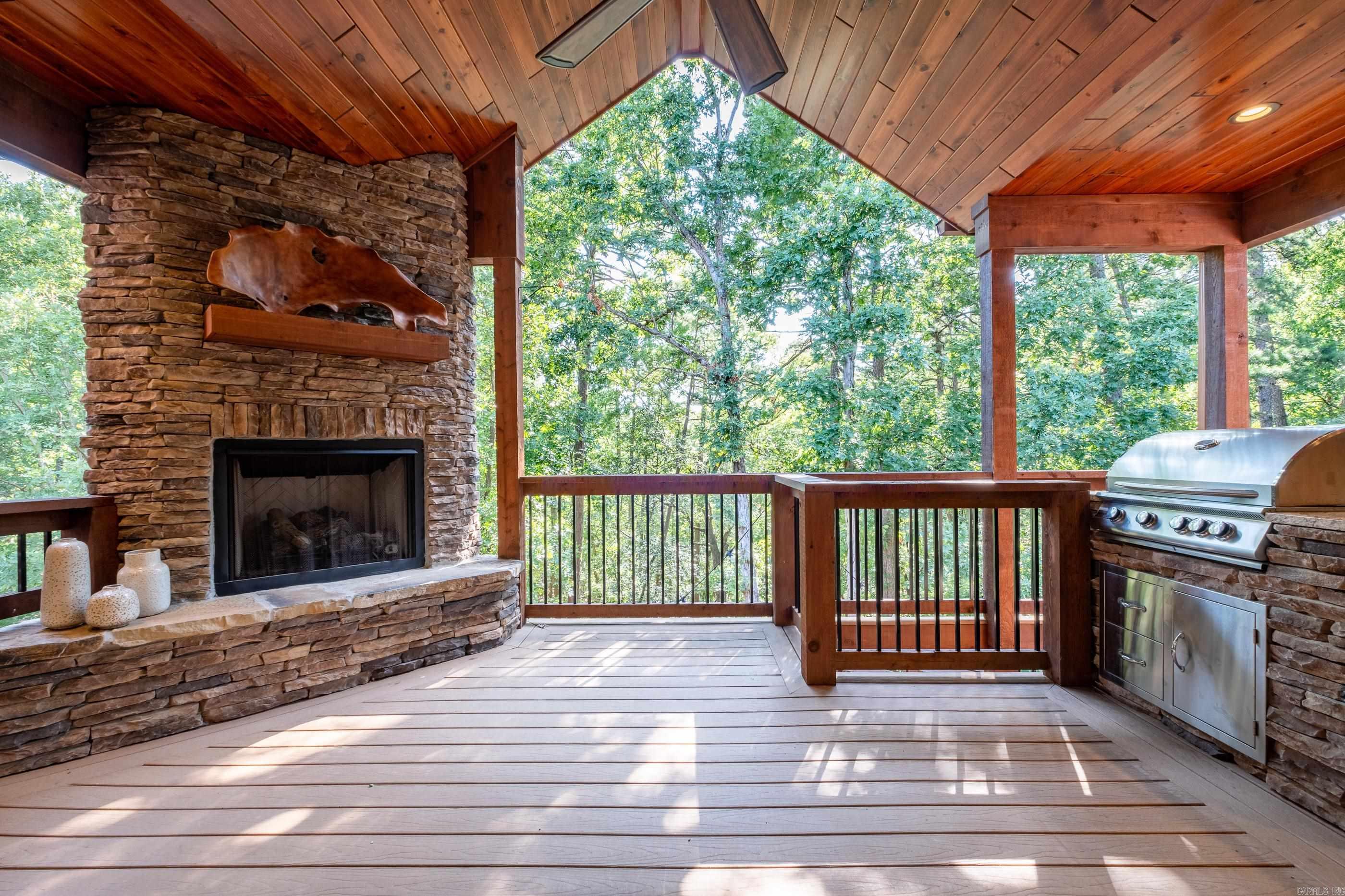 CHENAL VALLEY SEZANNE COURT - Residential