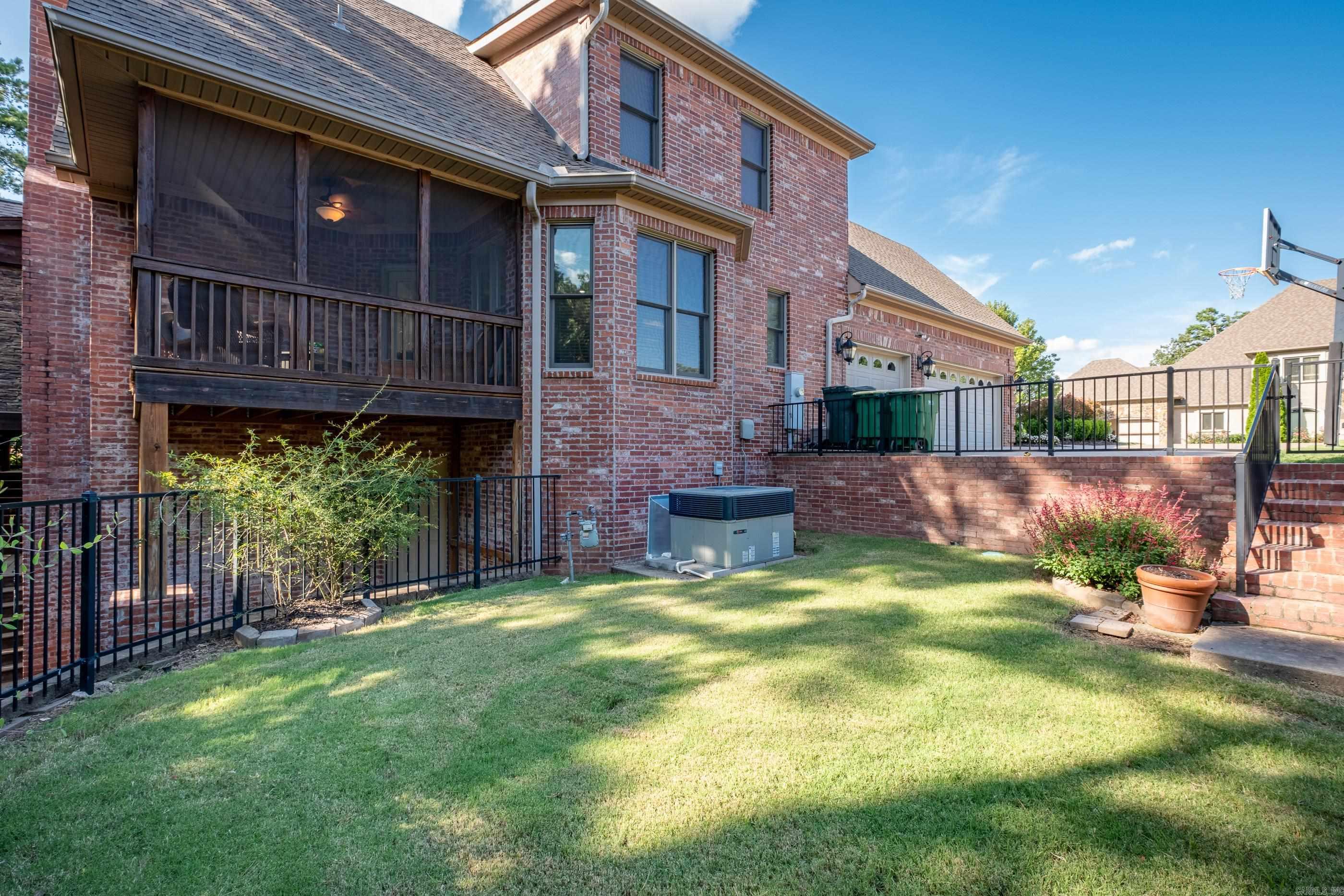 CHENAL VALLEY SEZANNE COURT - Residential