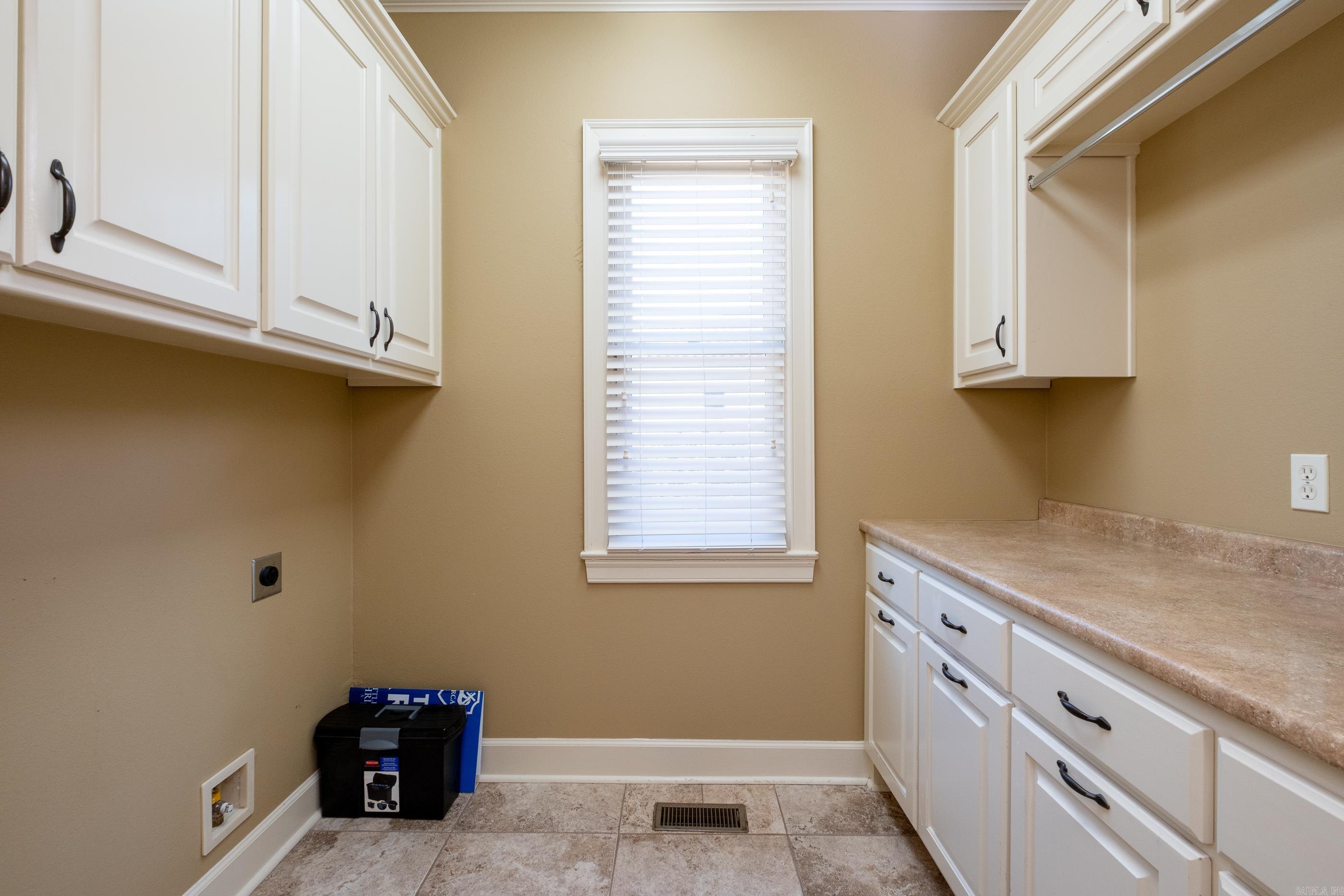 CHENAL VALLEY SEZANNE COURT - Residential