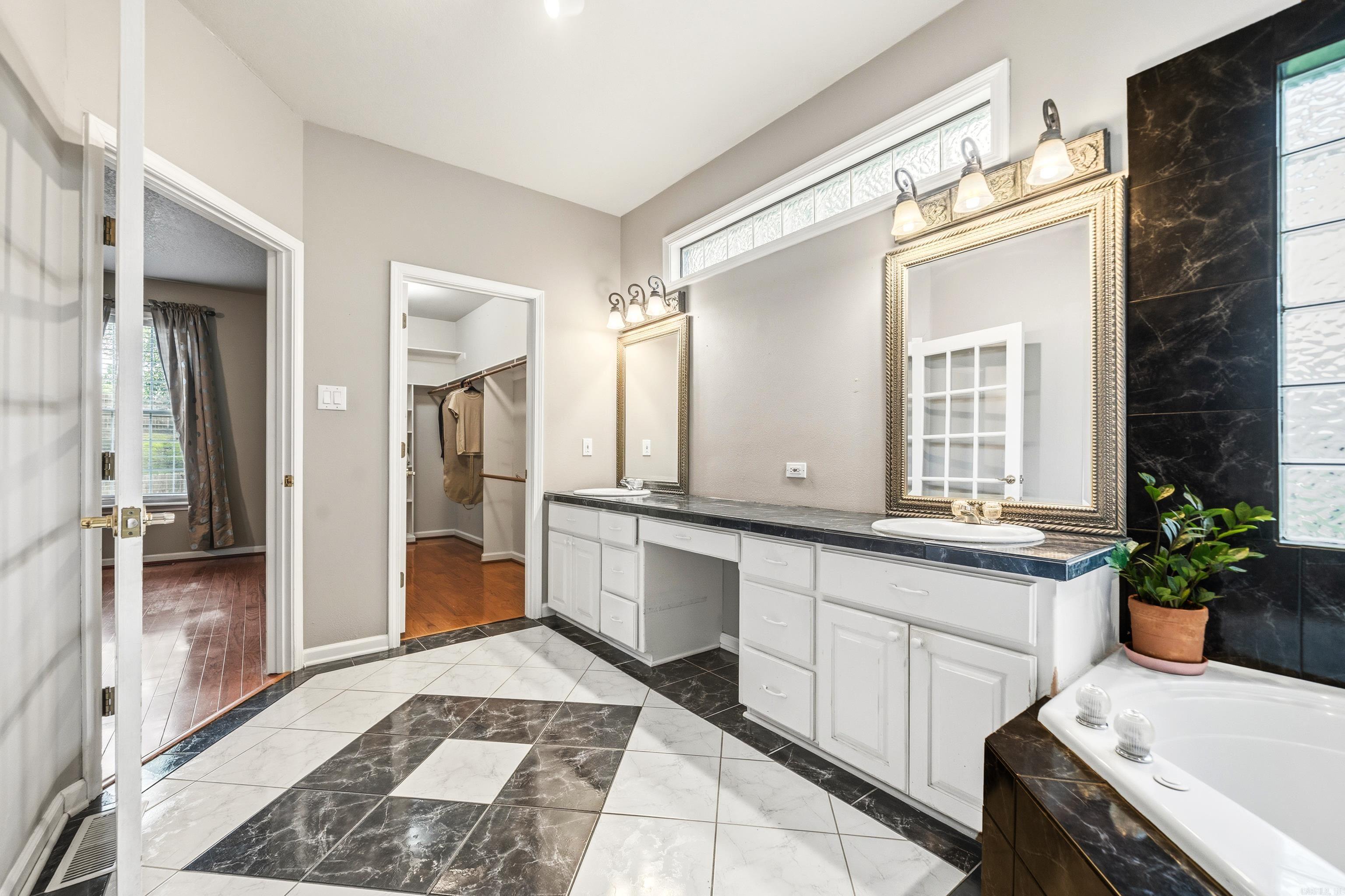 Peninsula Heights - Residential