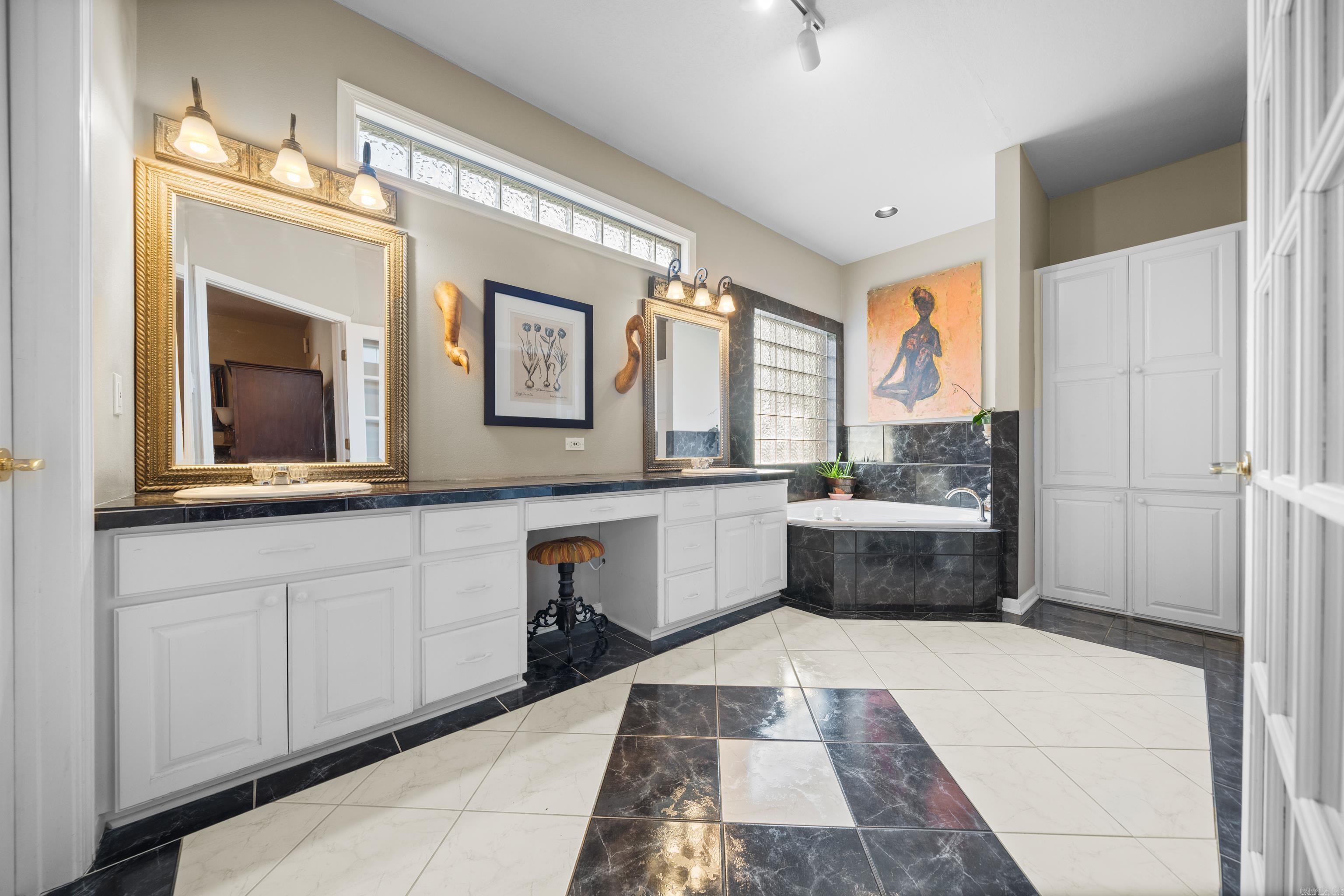Peninsula Heights - Residential