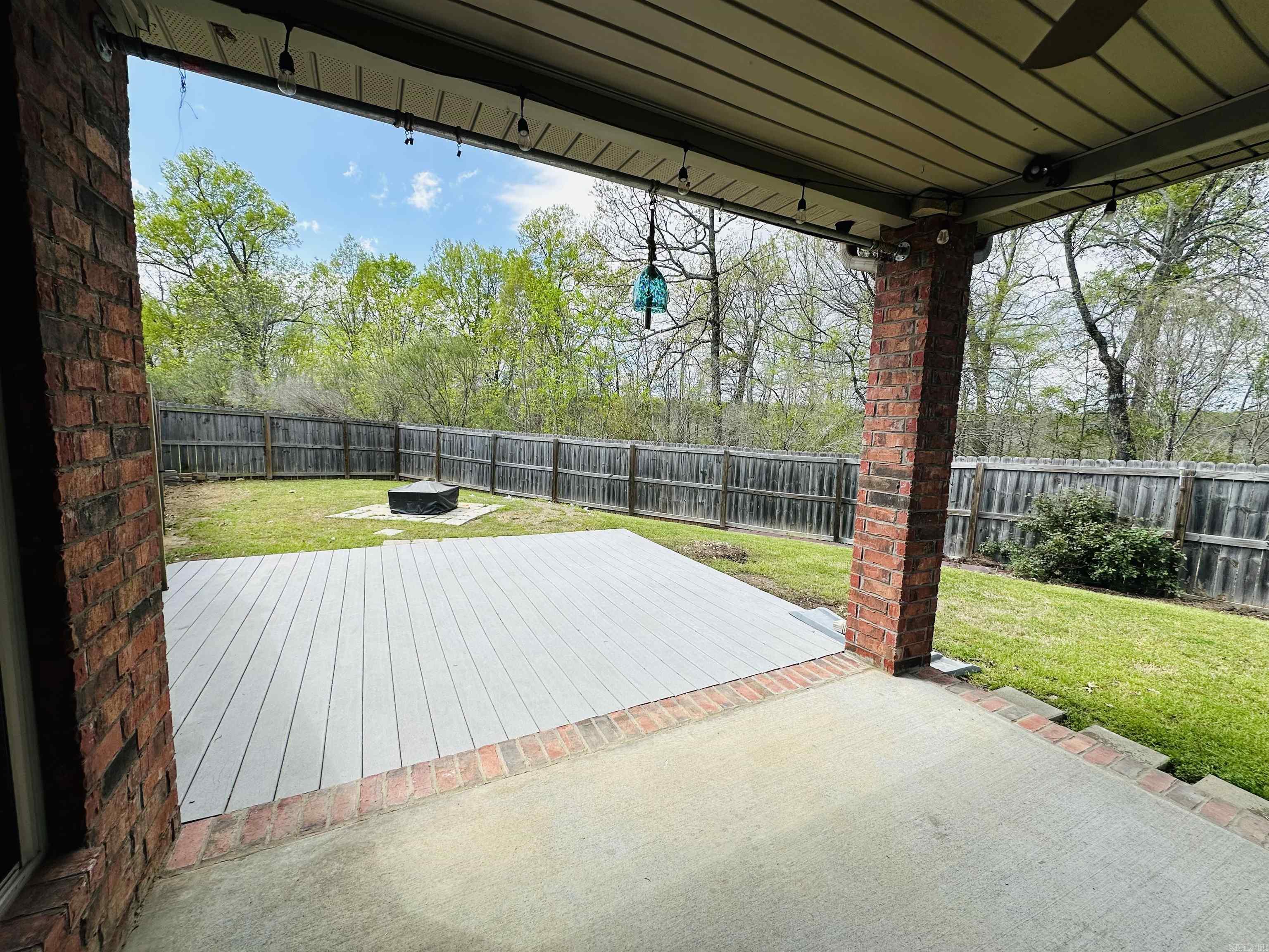 COUNTRY CLUB OF ARK THE - Residential