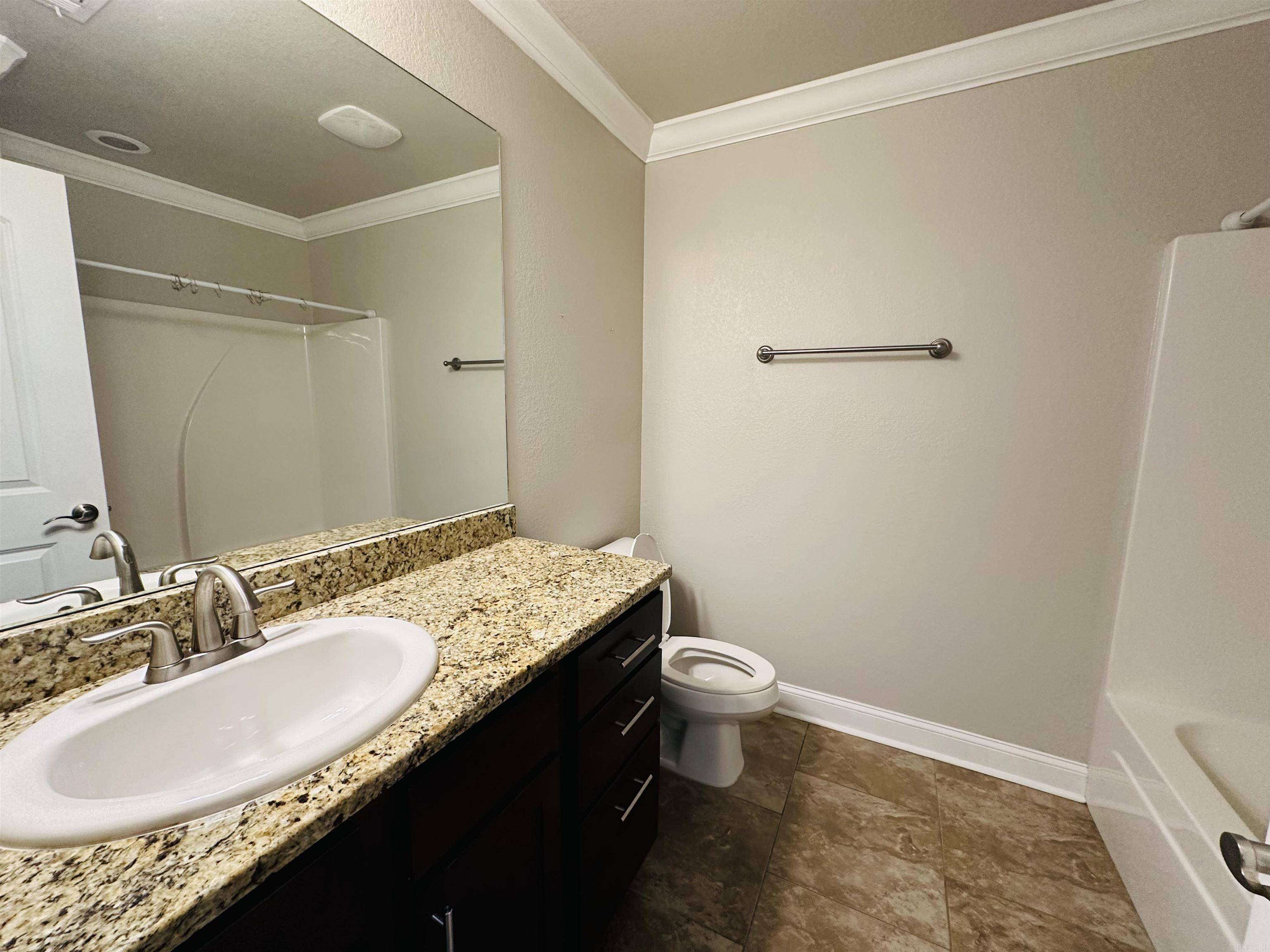 COUNTRY CLUB OF ARK THE - Residential