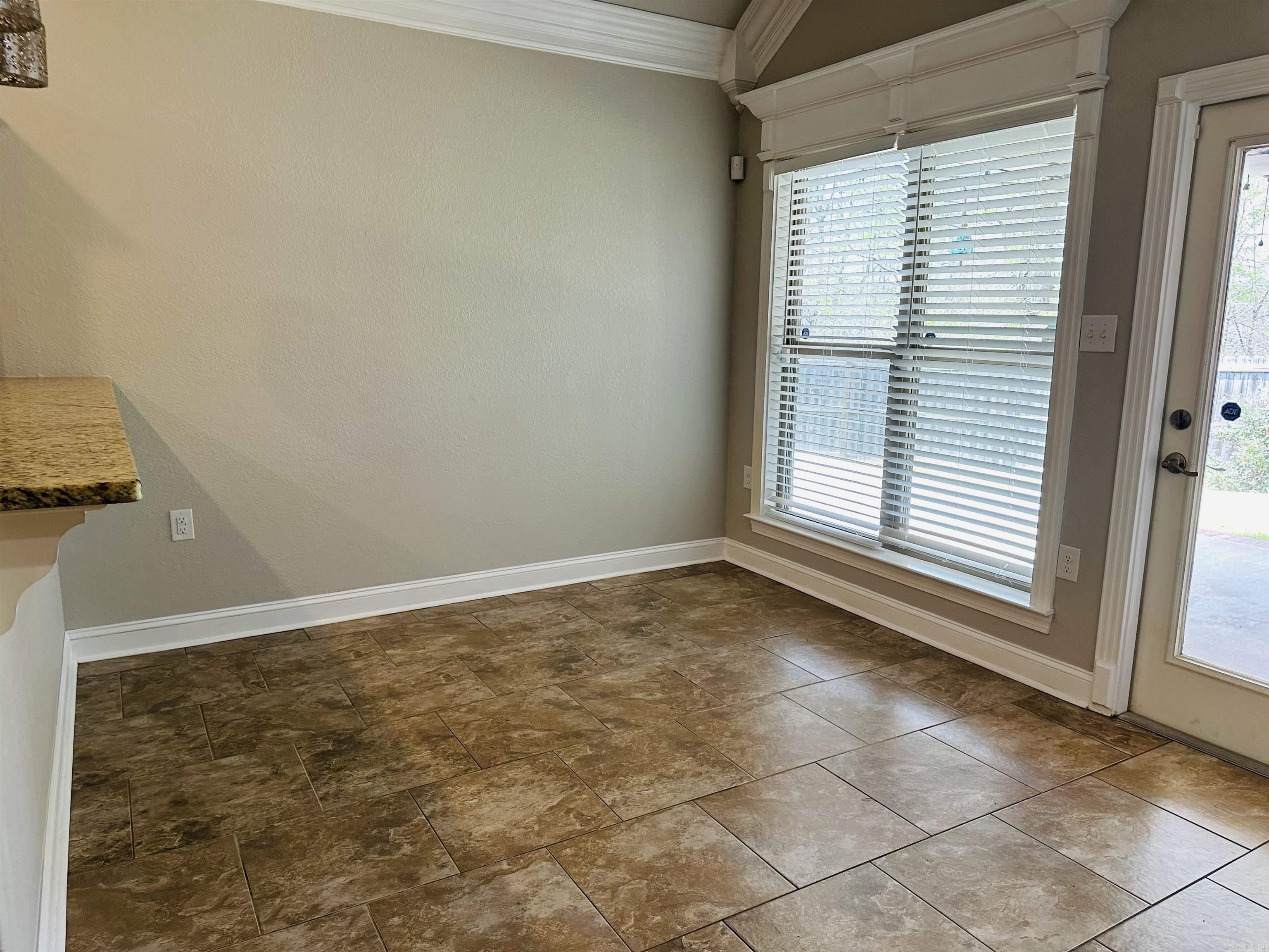 COUNTRY CLUB OF ARK THE - Residential