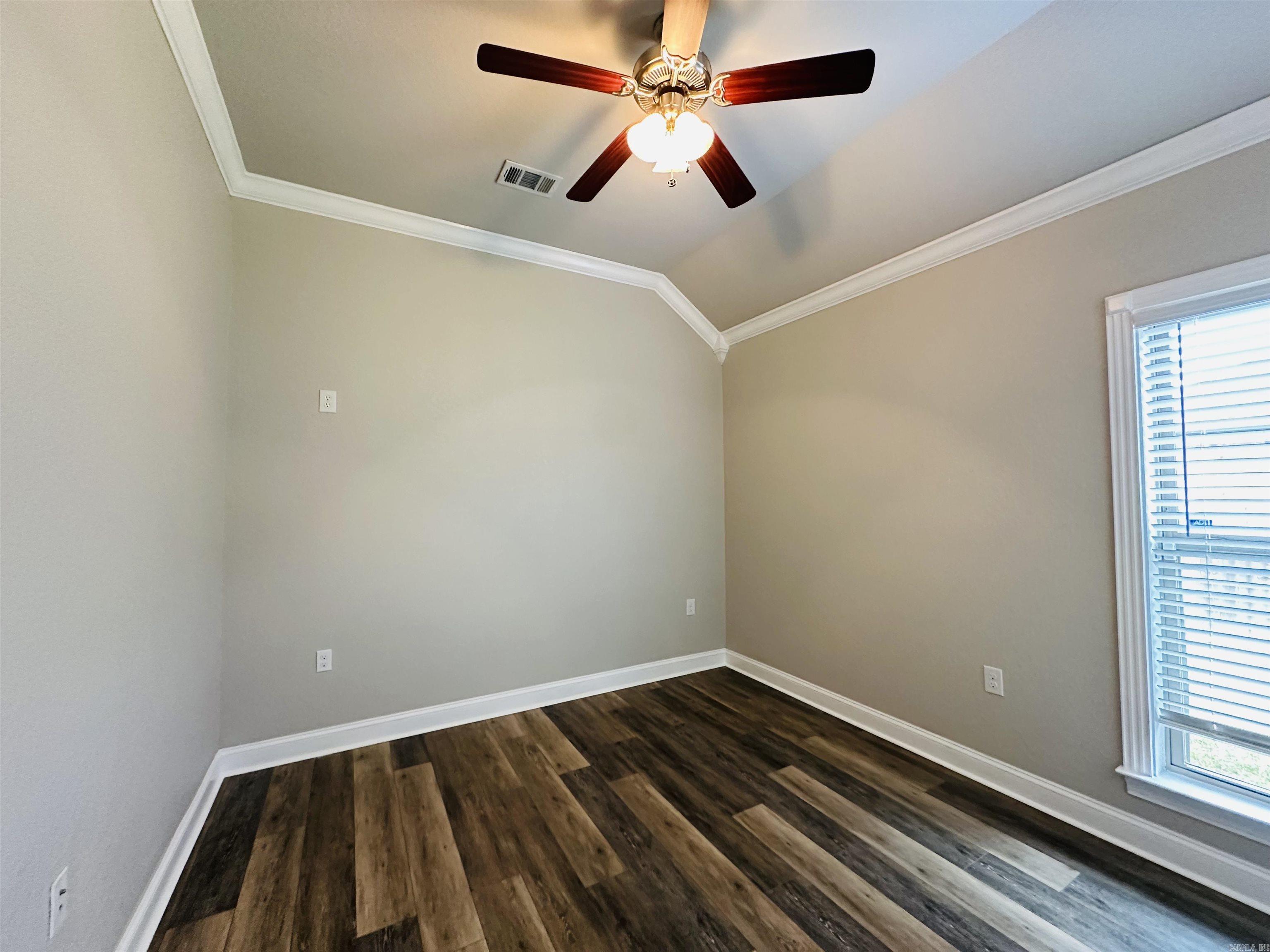 COUNTRY CLUB OF ARK THE - Residential