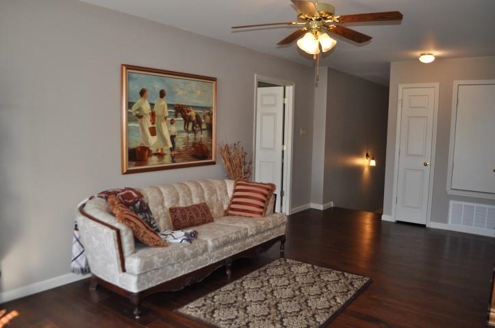 River Oaks - Residential