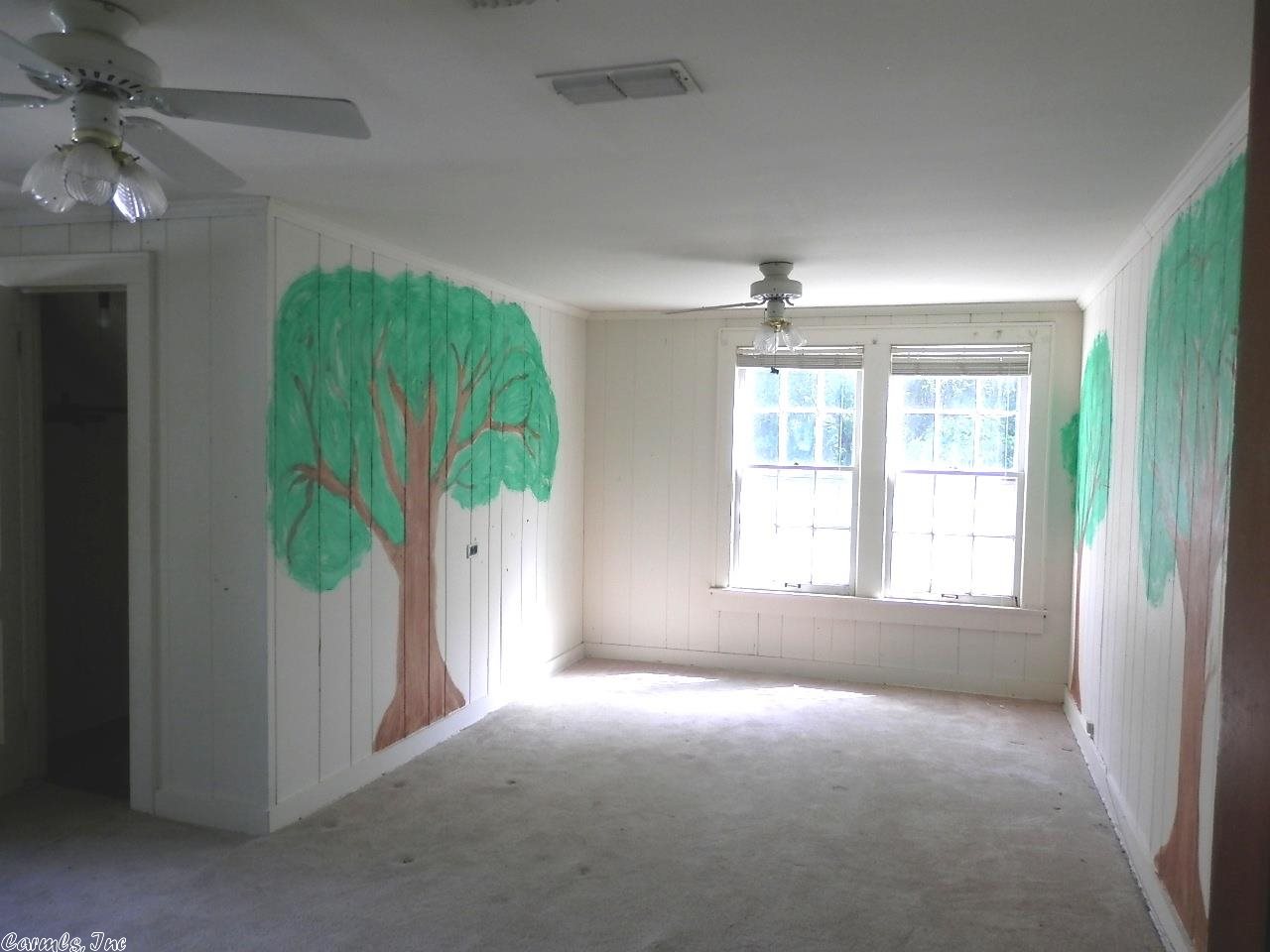 E Ritters 3rd - Residential