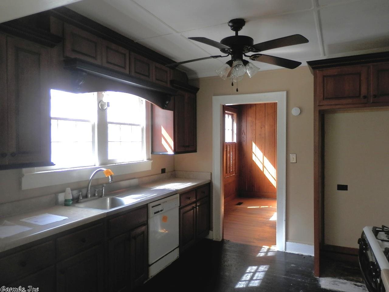 E Ritters 3rd - Residential