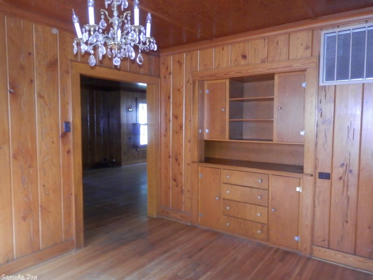 E Ritters 3rd - Residential