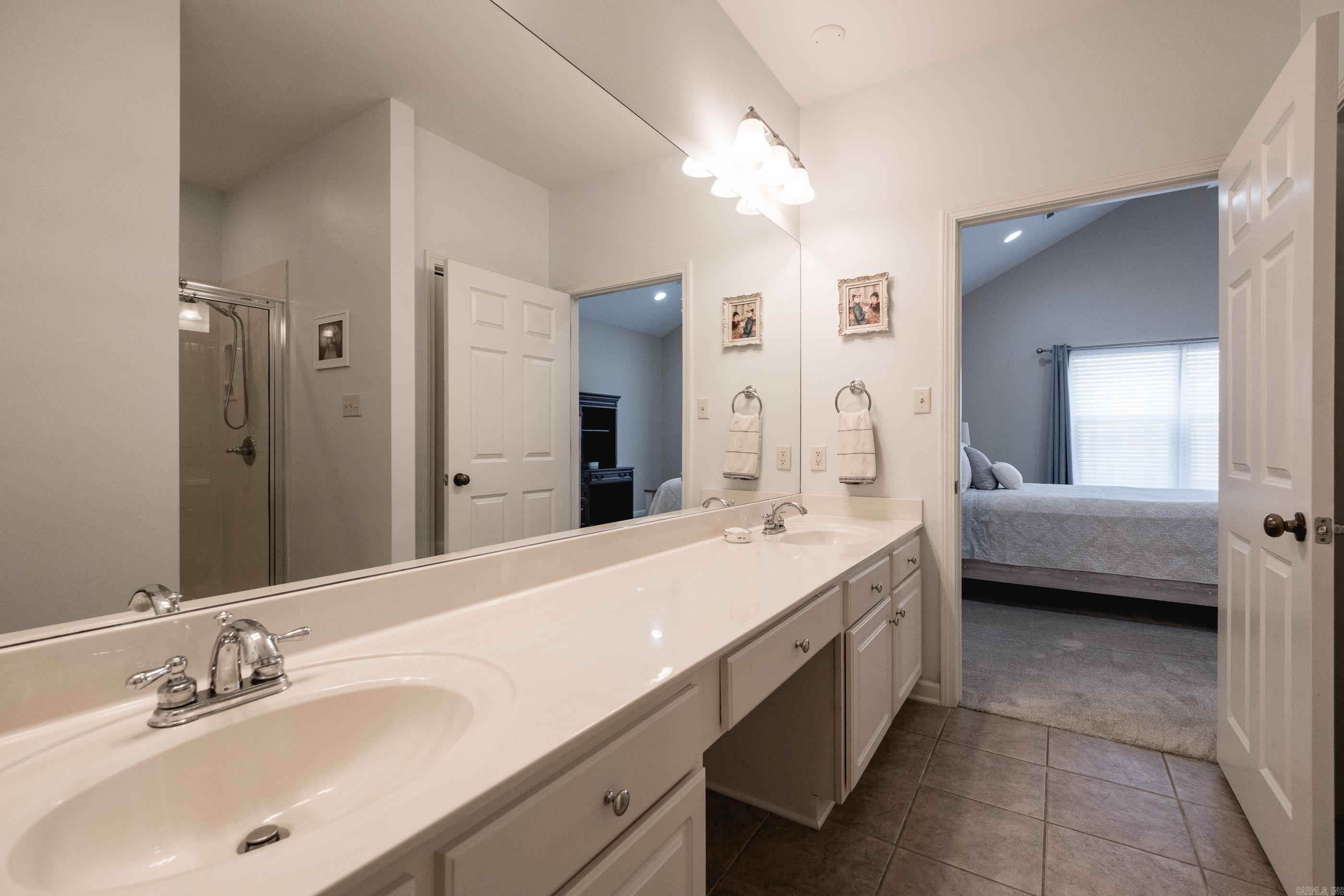 MOUNTAIN TERRACE ESTATES TOWNHOM - Residential