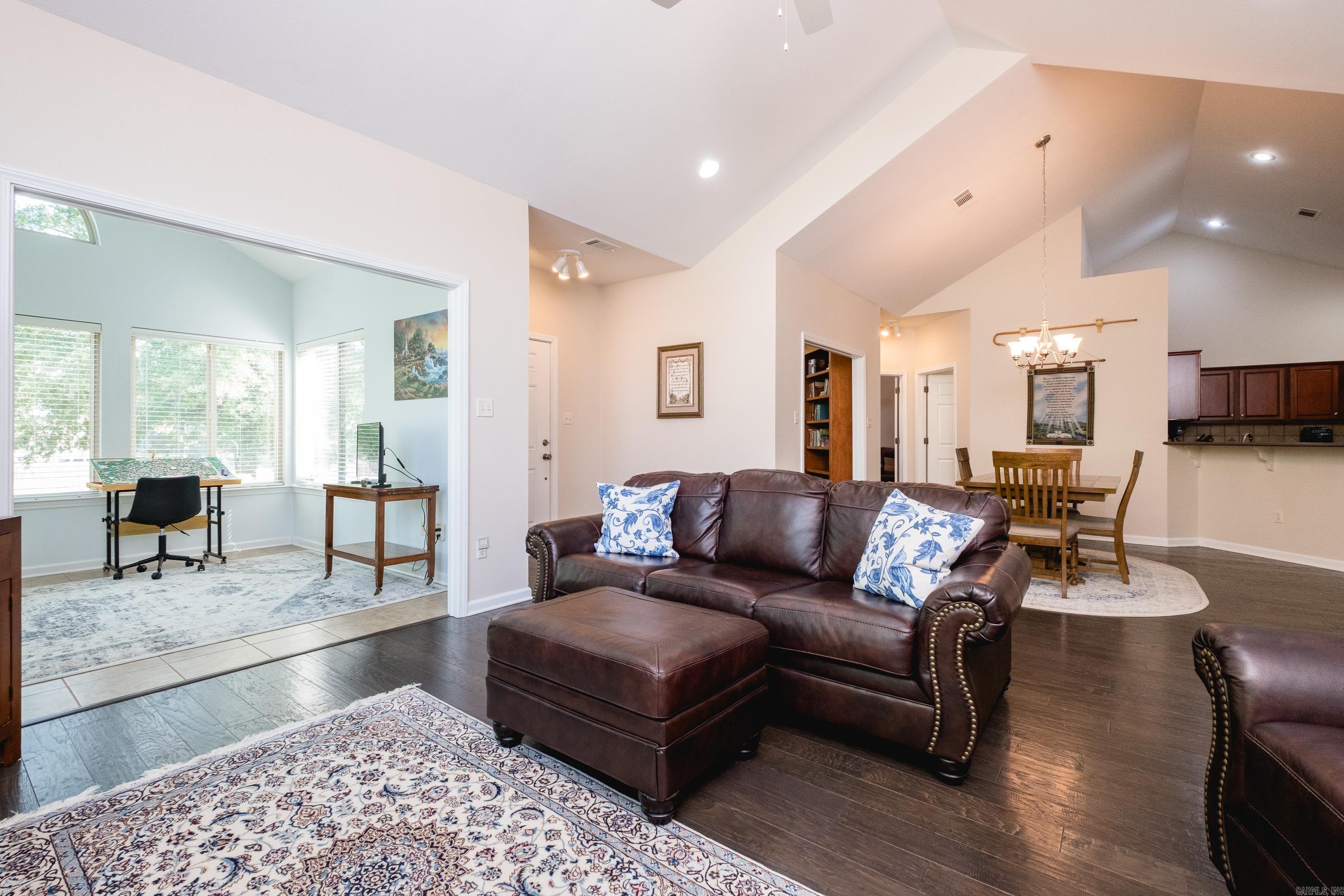 MOUNTAIN TERRACE ESTATES TOWNHOM - Residential