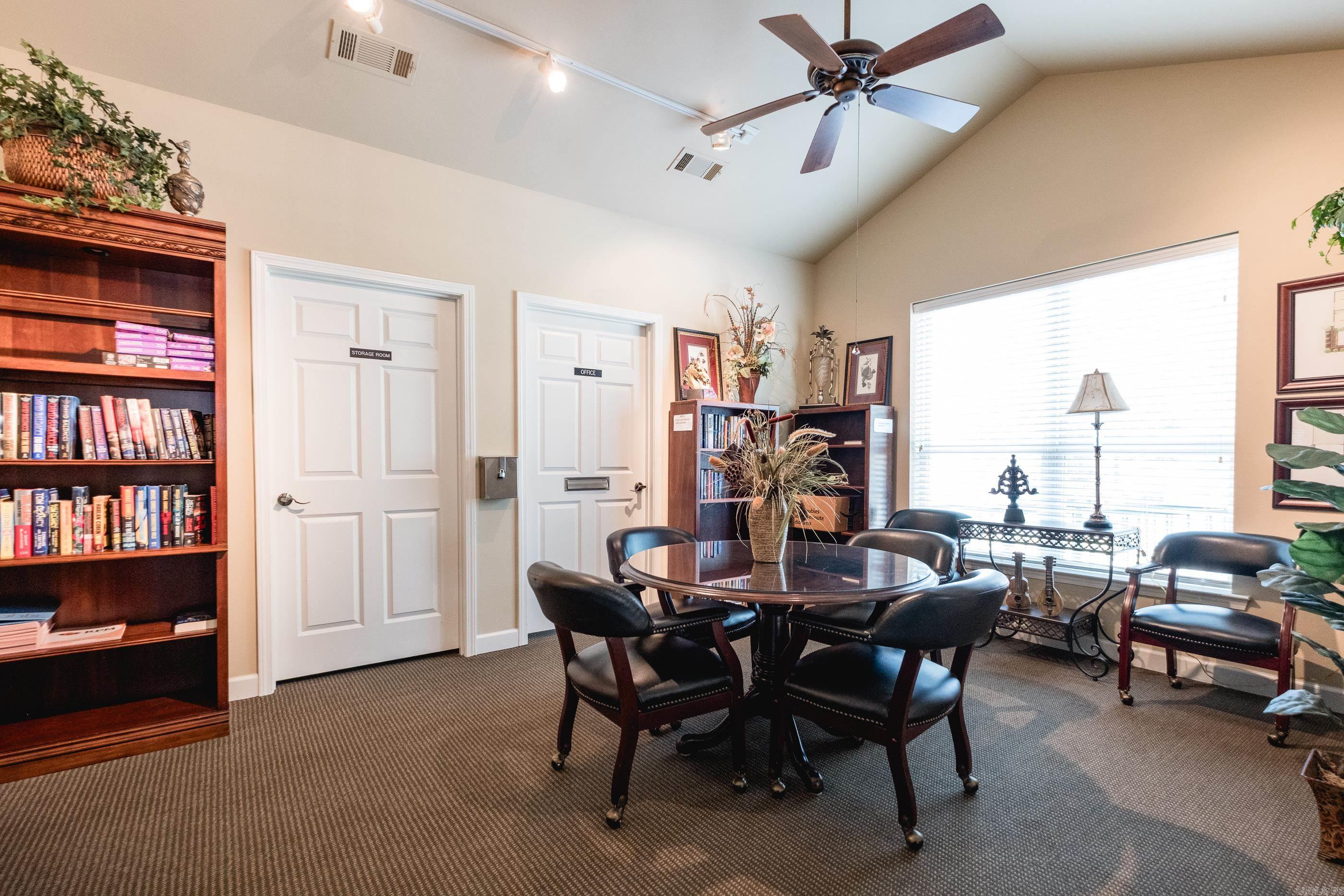 MOUNTAIN TERRACE ESTATES TOWNHOM - Residential