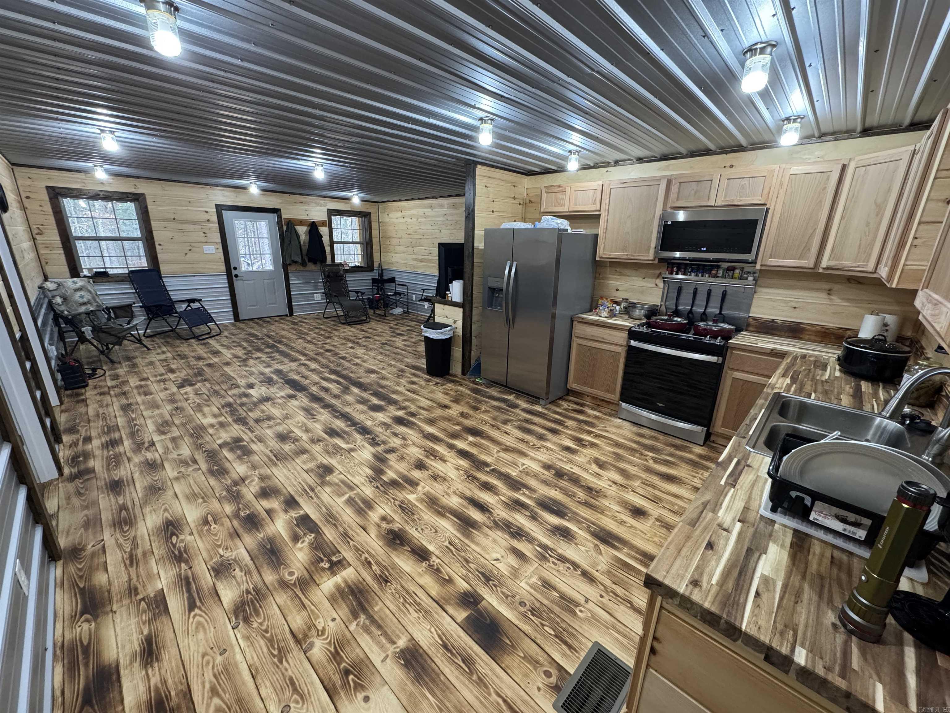 Metes & Bounds - Residential