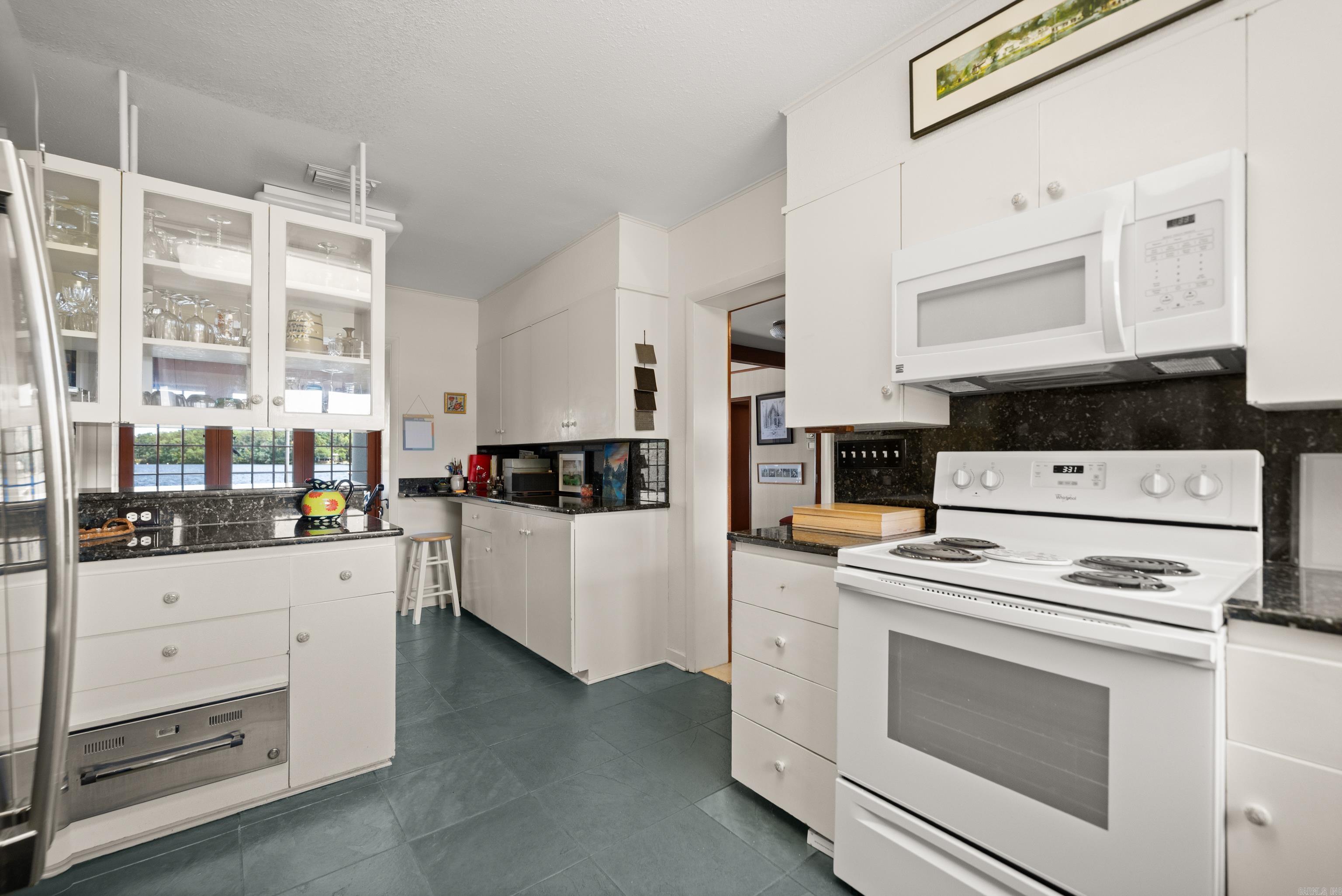 BASKIN, H.F. - Residential