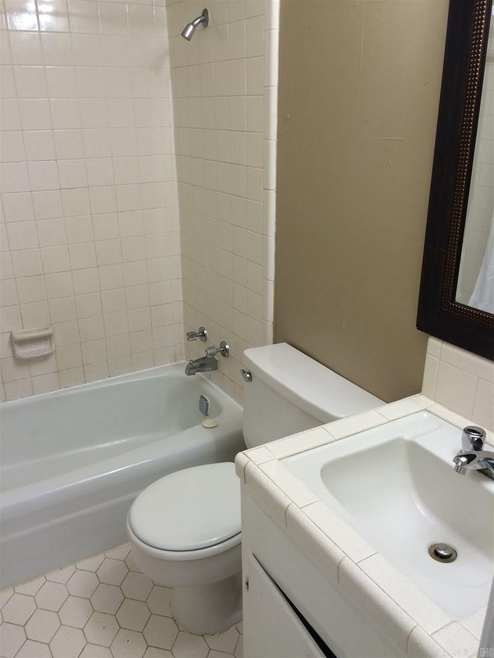 Pulaski Heights - Residential Lease