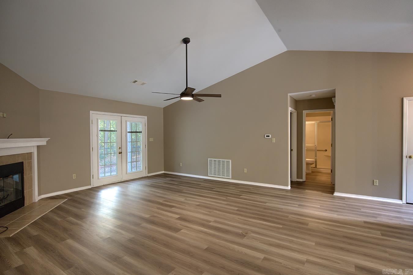 Cresta - Residential
