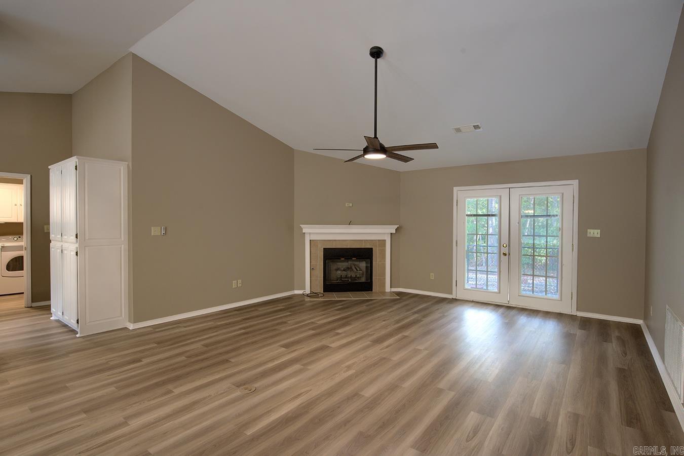 Cresta - Residential
