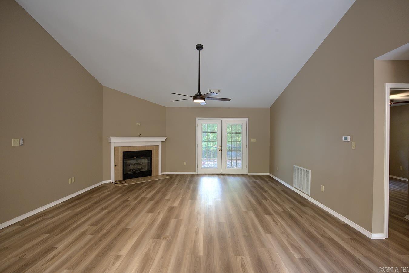 Cresta - Residential