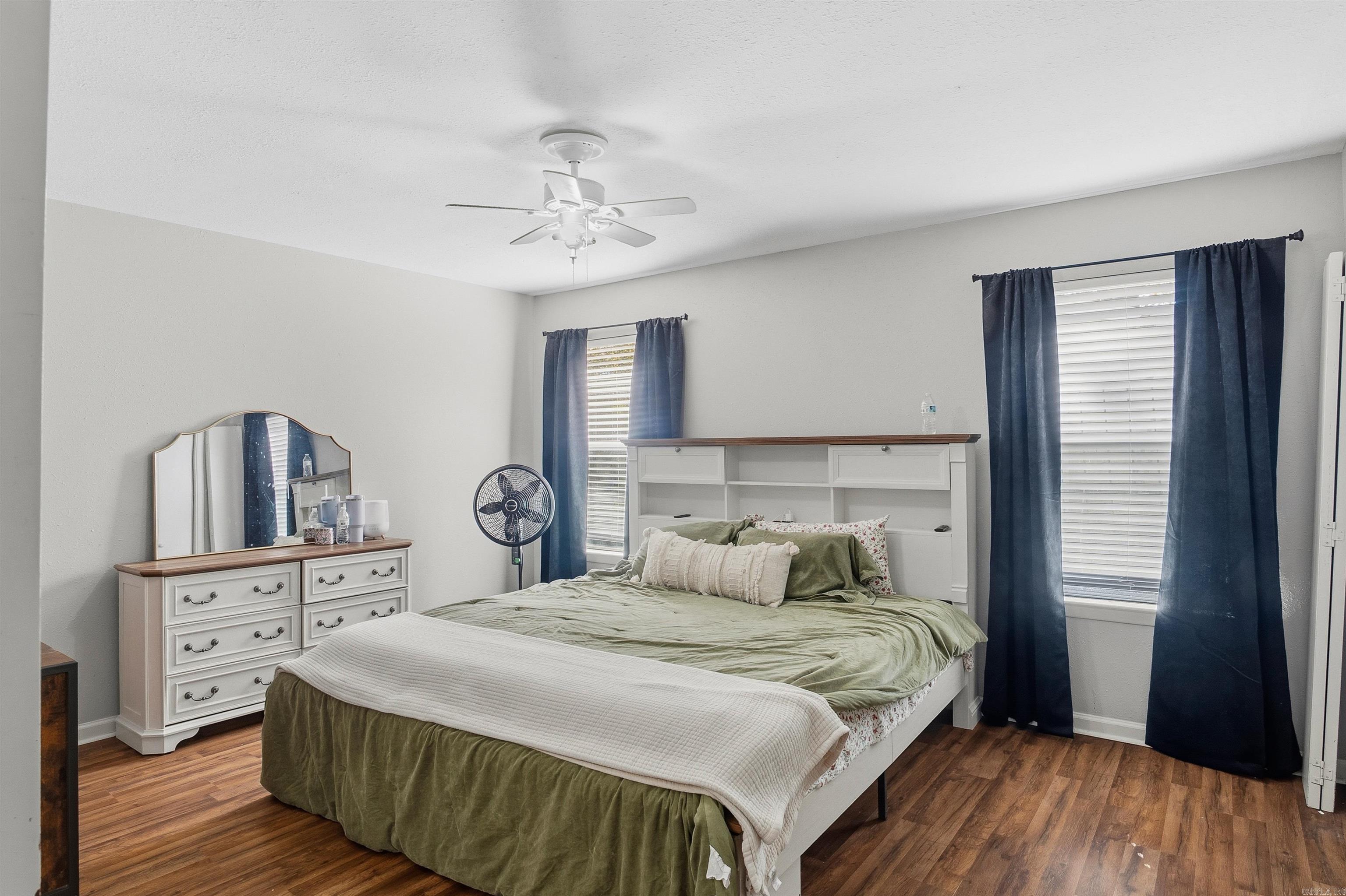 INDIAN HILLS - Residential