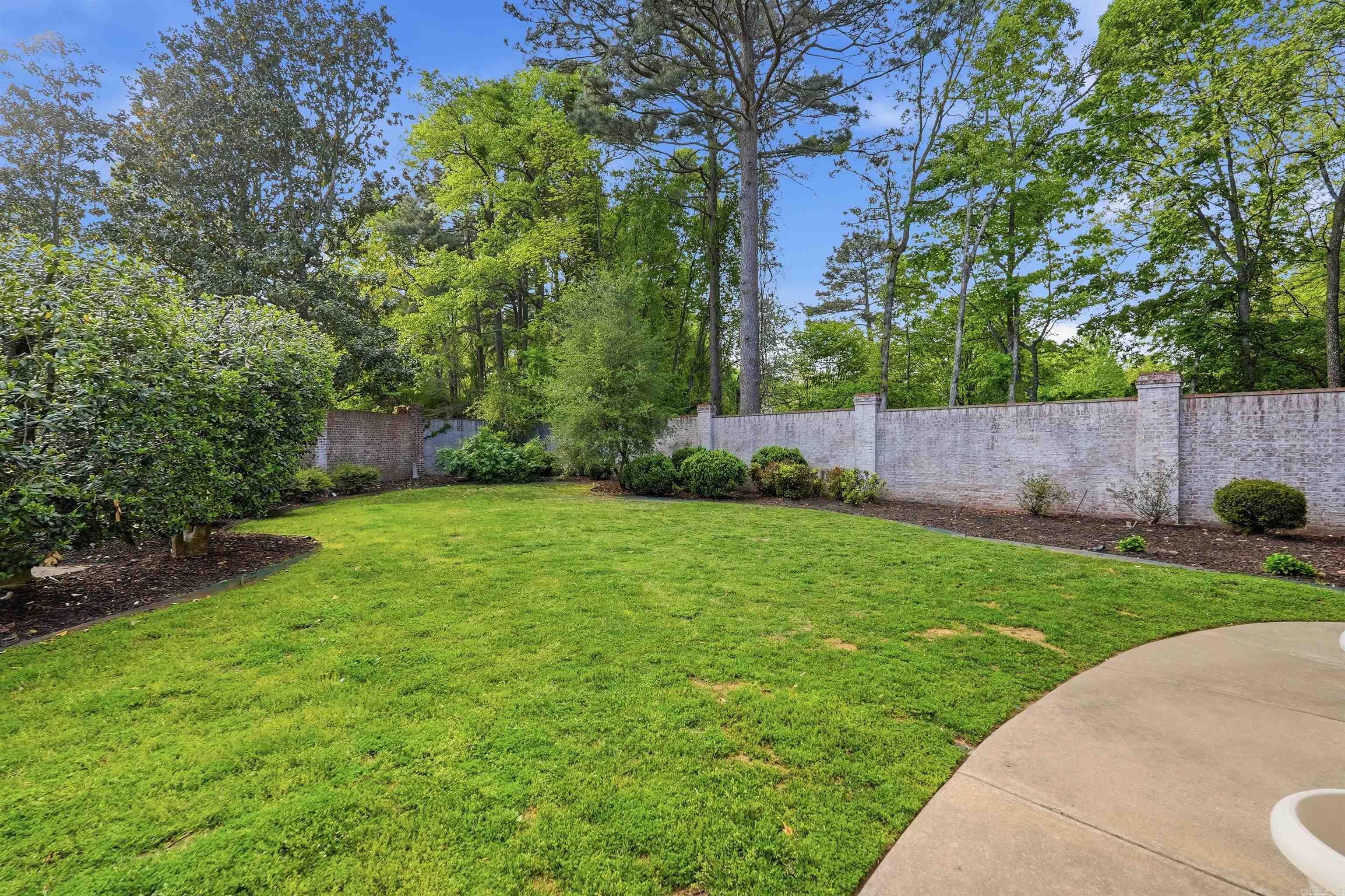 HICKORY CREEK - Residential