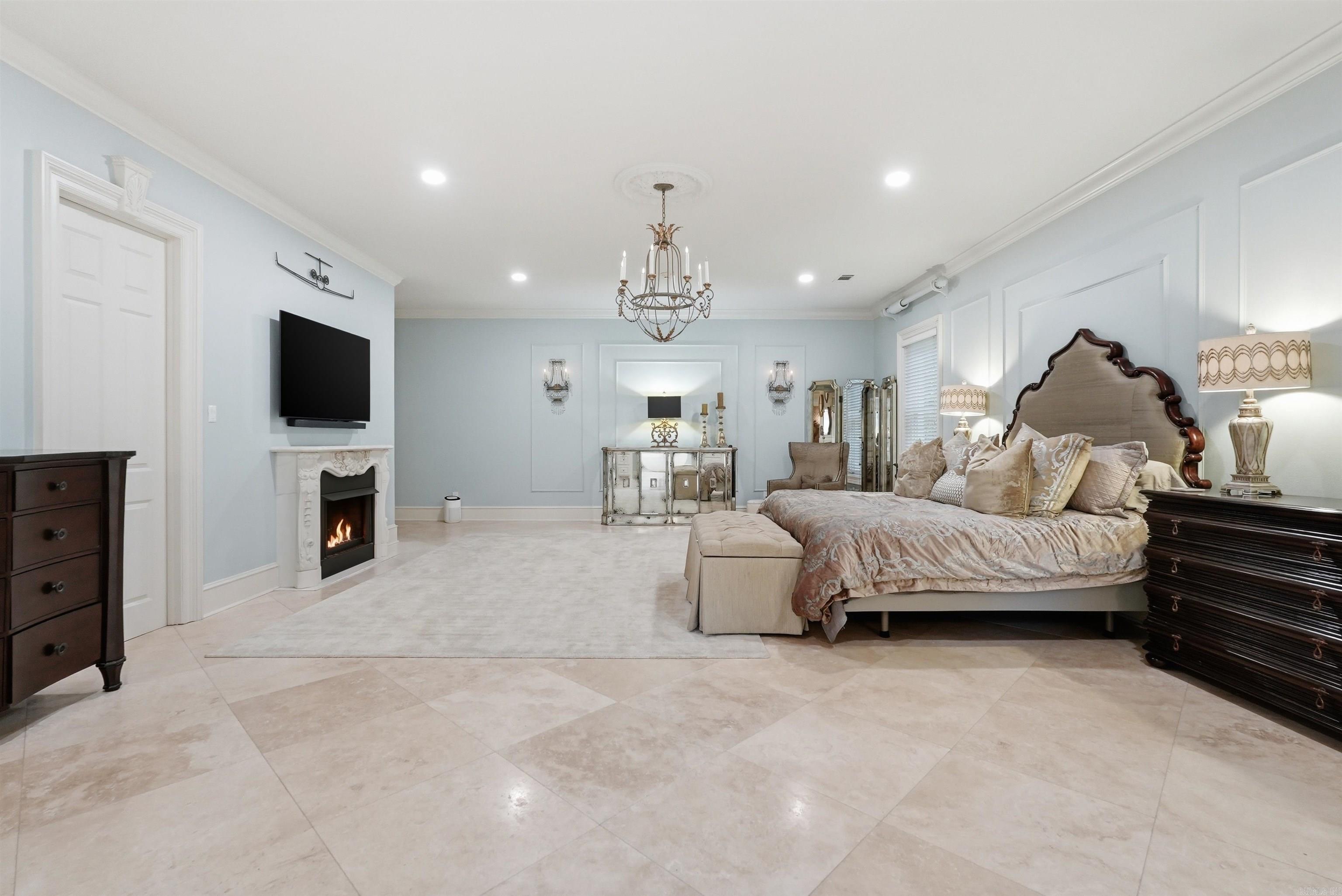 HICKORY CREEK - Residential