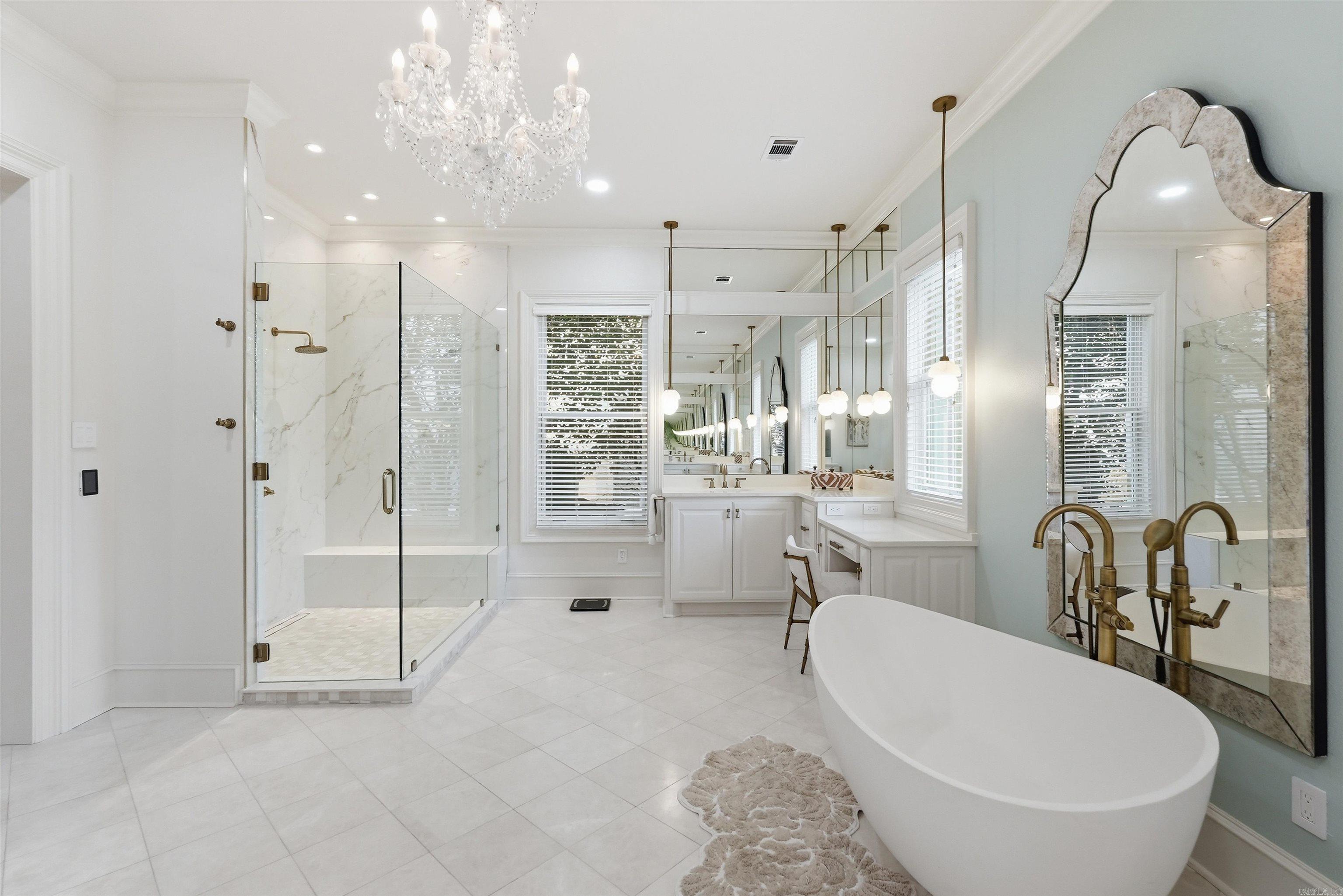 HICKORY CREEK - Residential