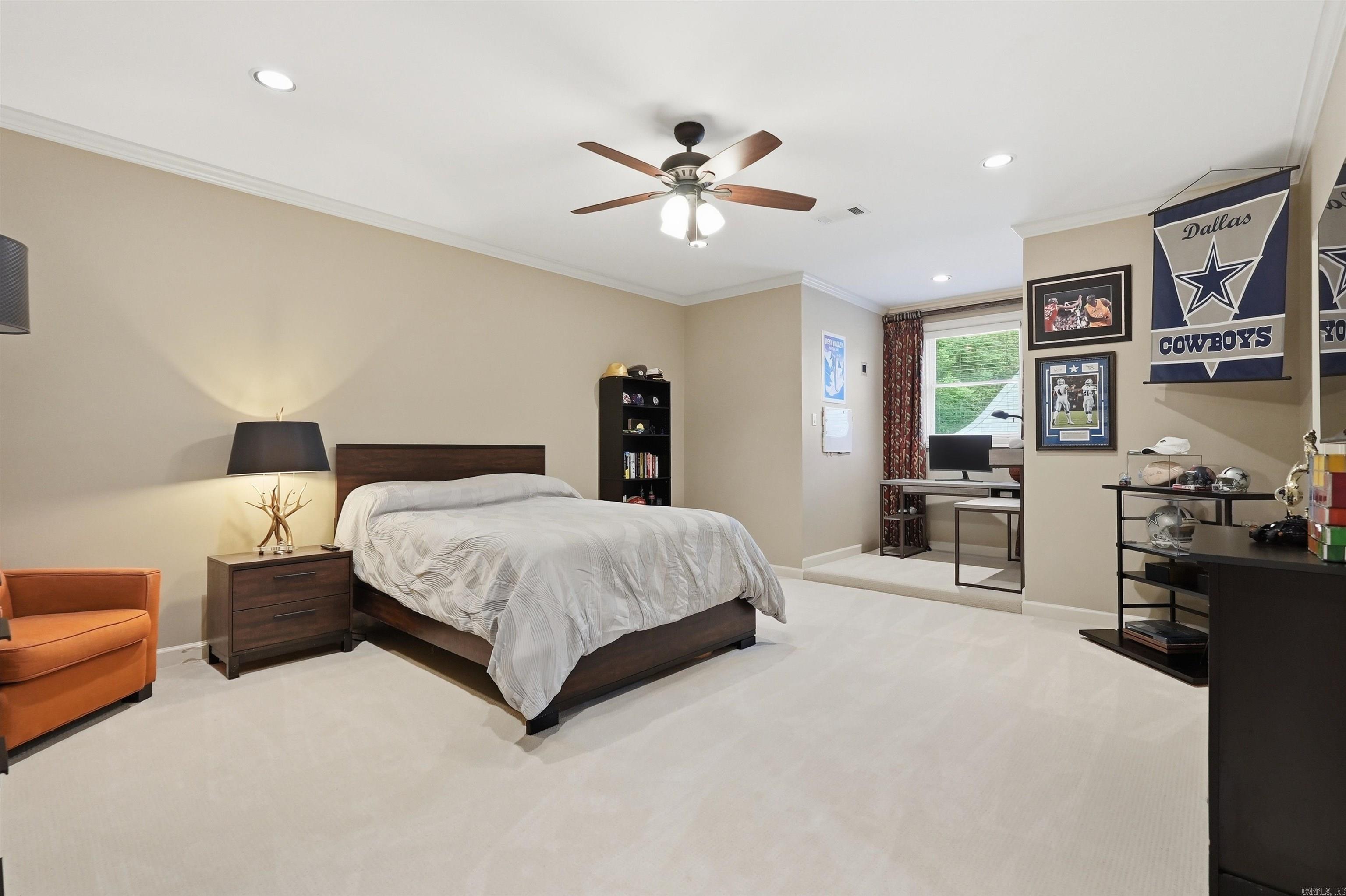 HICKORY CREEK - Residential