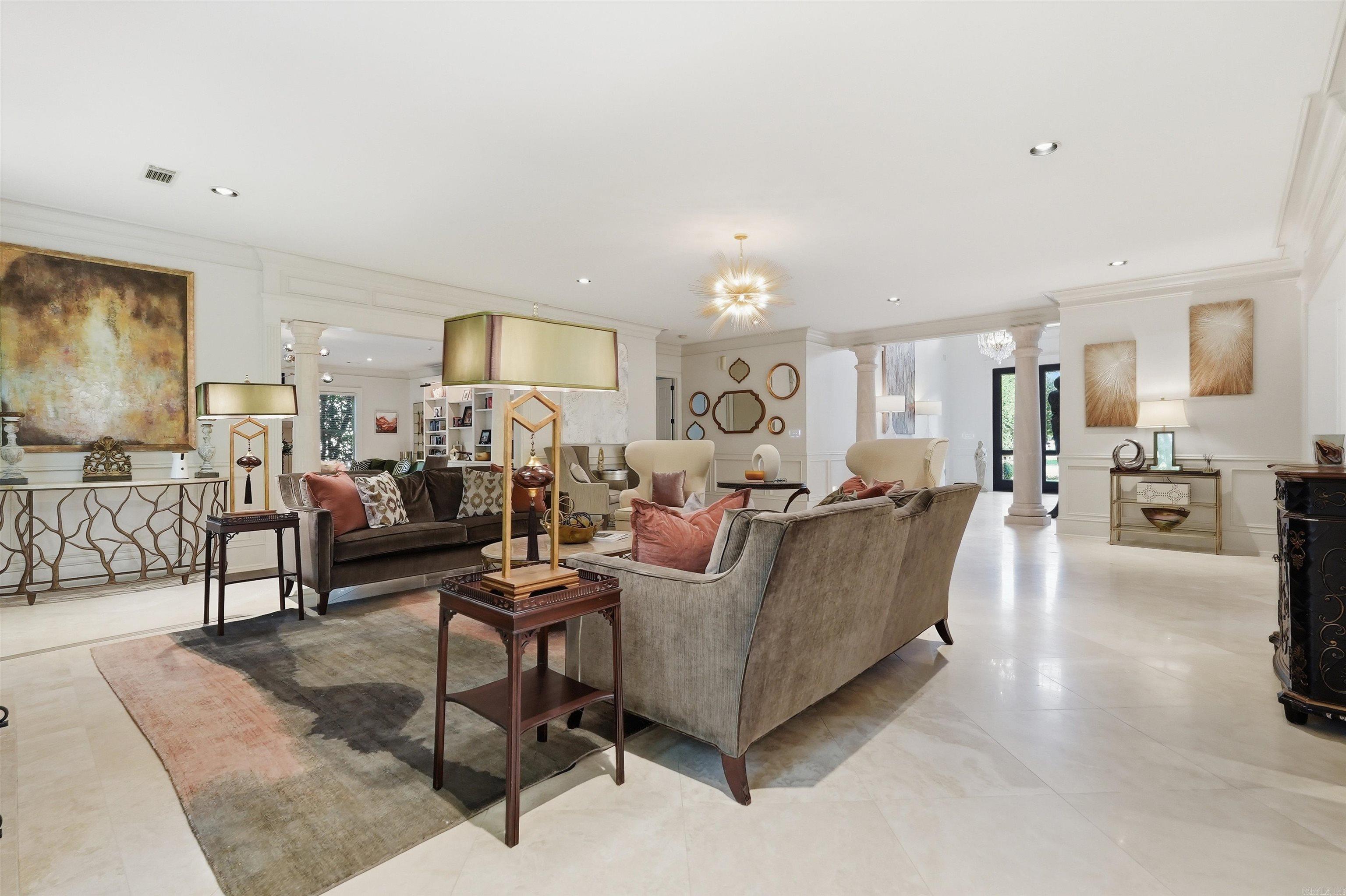 HICKORY CREEK - Residential