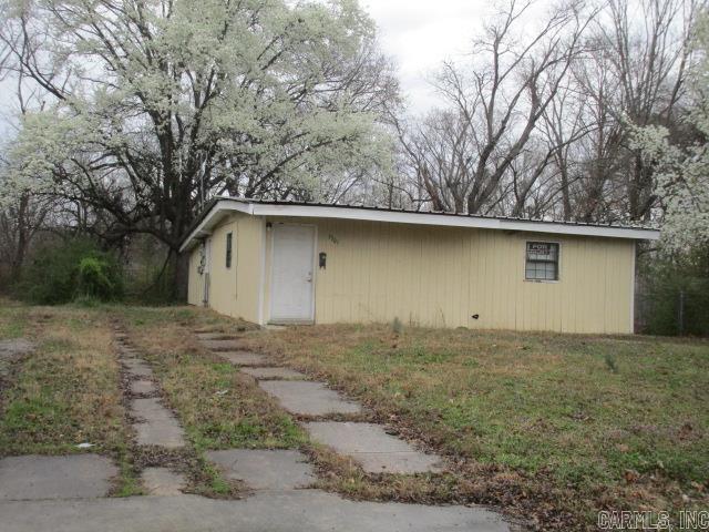 View Pine Bluff, AR 71603 house