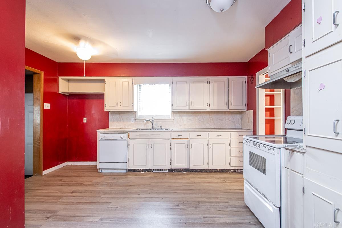 HILLSIDE - Residential