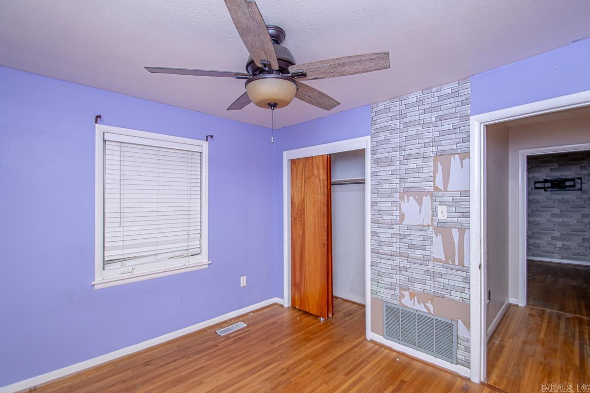 HILLSIDE - Residential