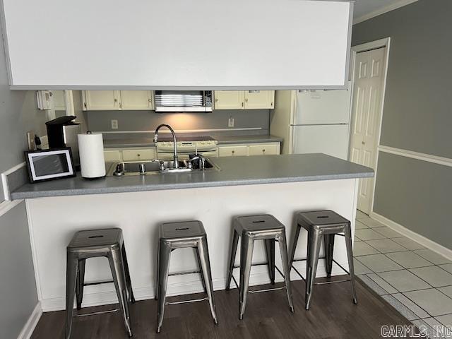 ROLLING OAKS - Residential