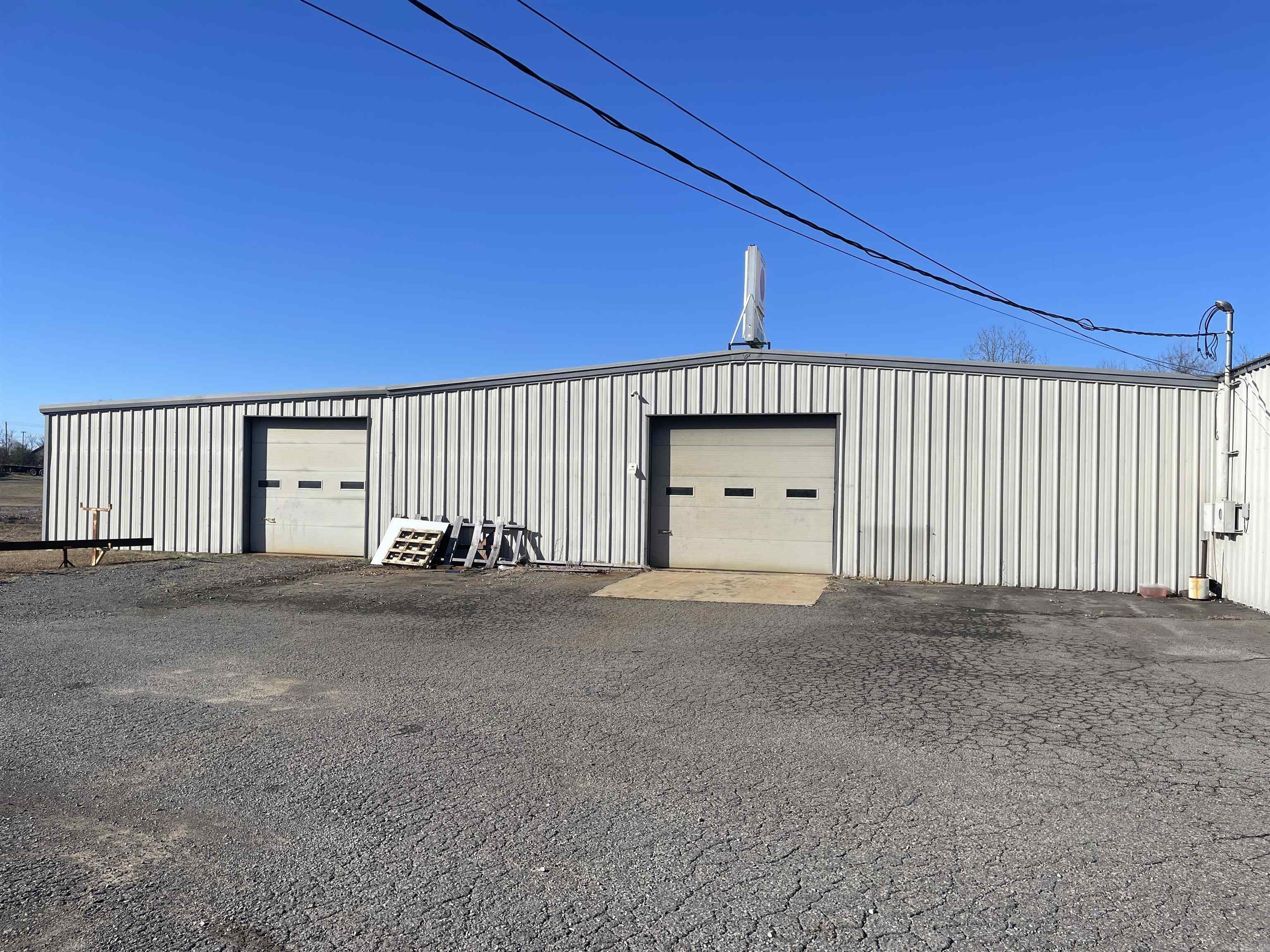 Town of Vilonia College - Commercial Sale