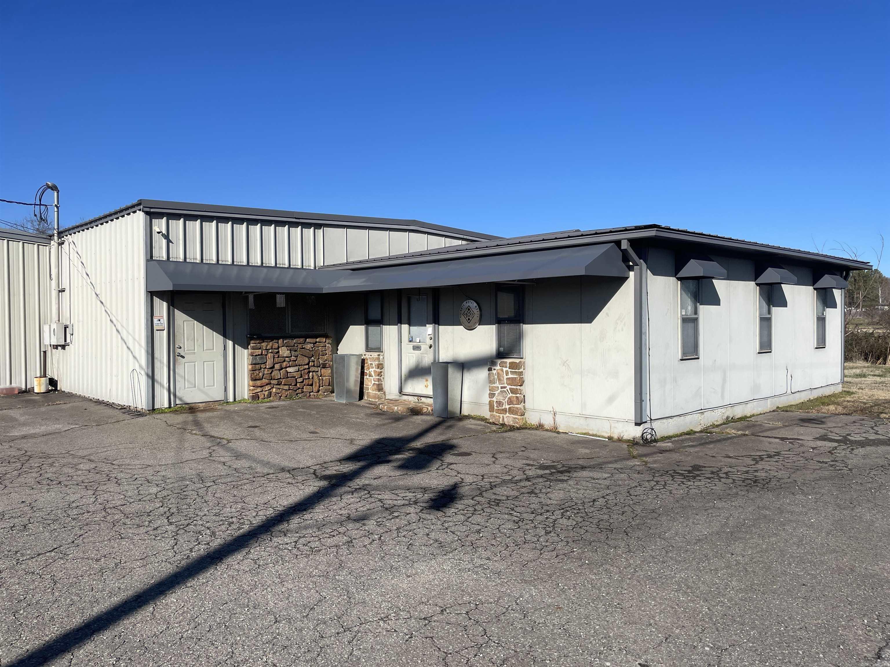 Town of Vilonia College - Commercial Sale